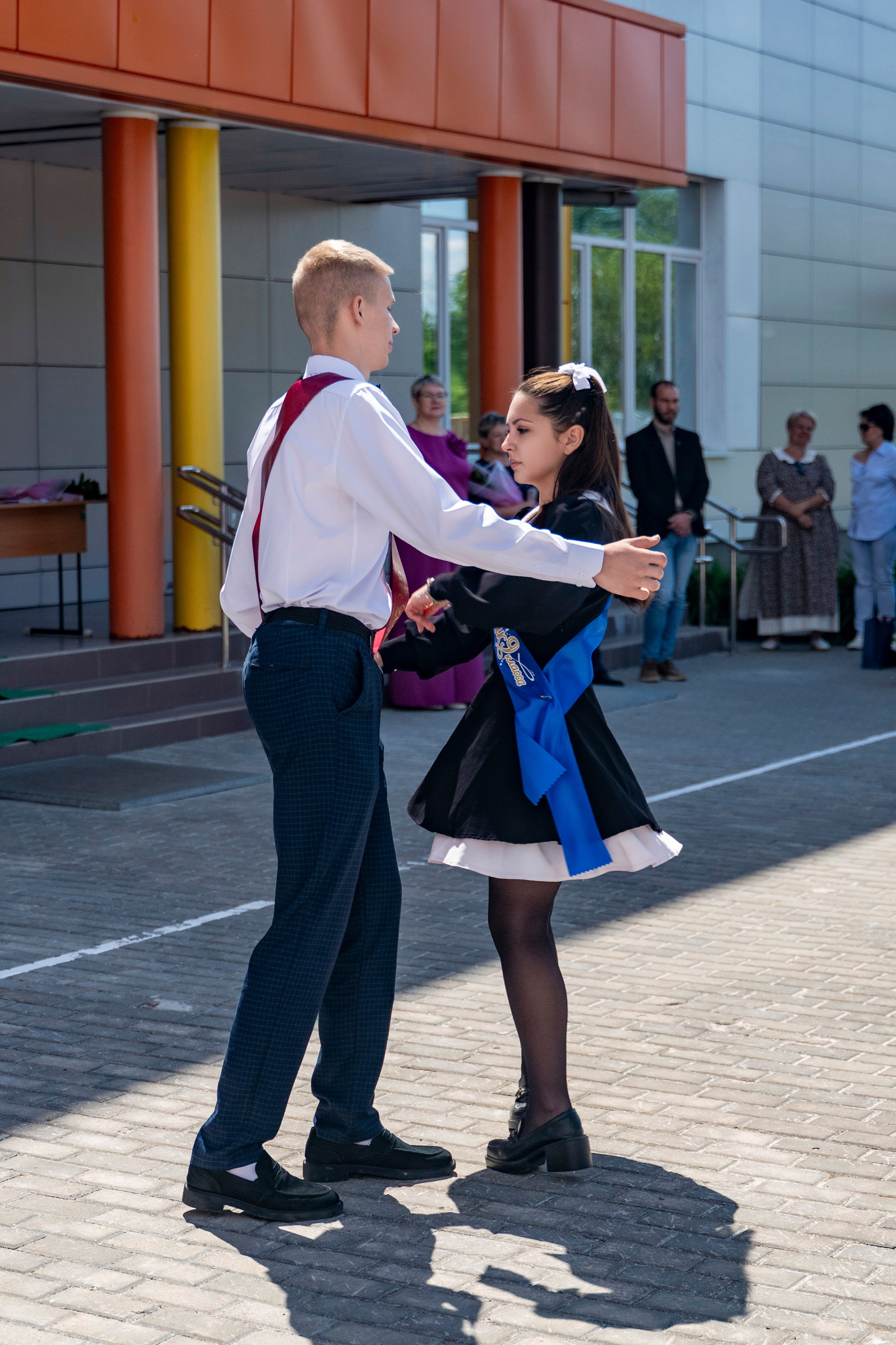 Последний звонок 11 класс. Фотограф самых запоминающихся моментов Вашей жизни