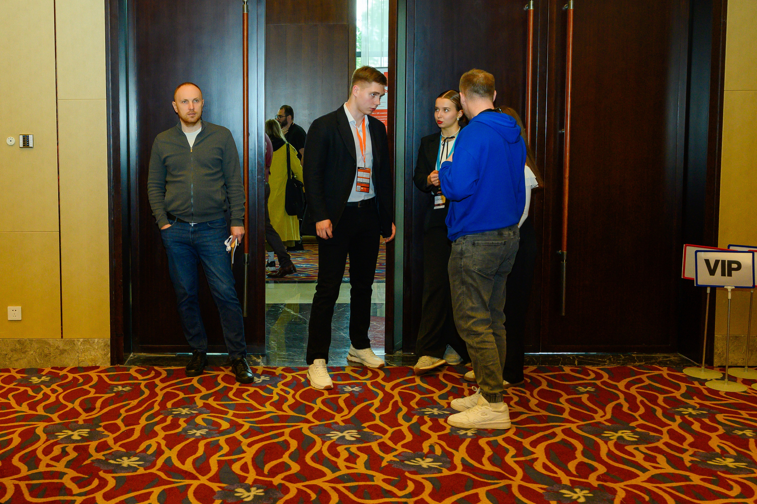 Репортажная съемка с открытия магазина. Фотоуслуги, услуги фотографа, фотографирование важных событий