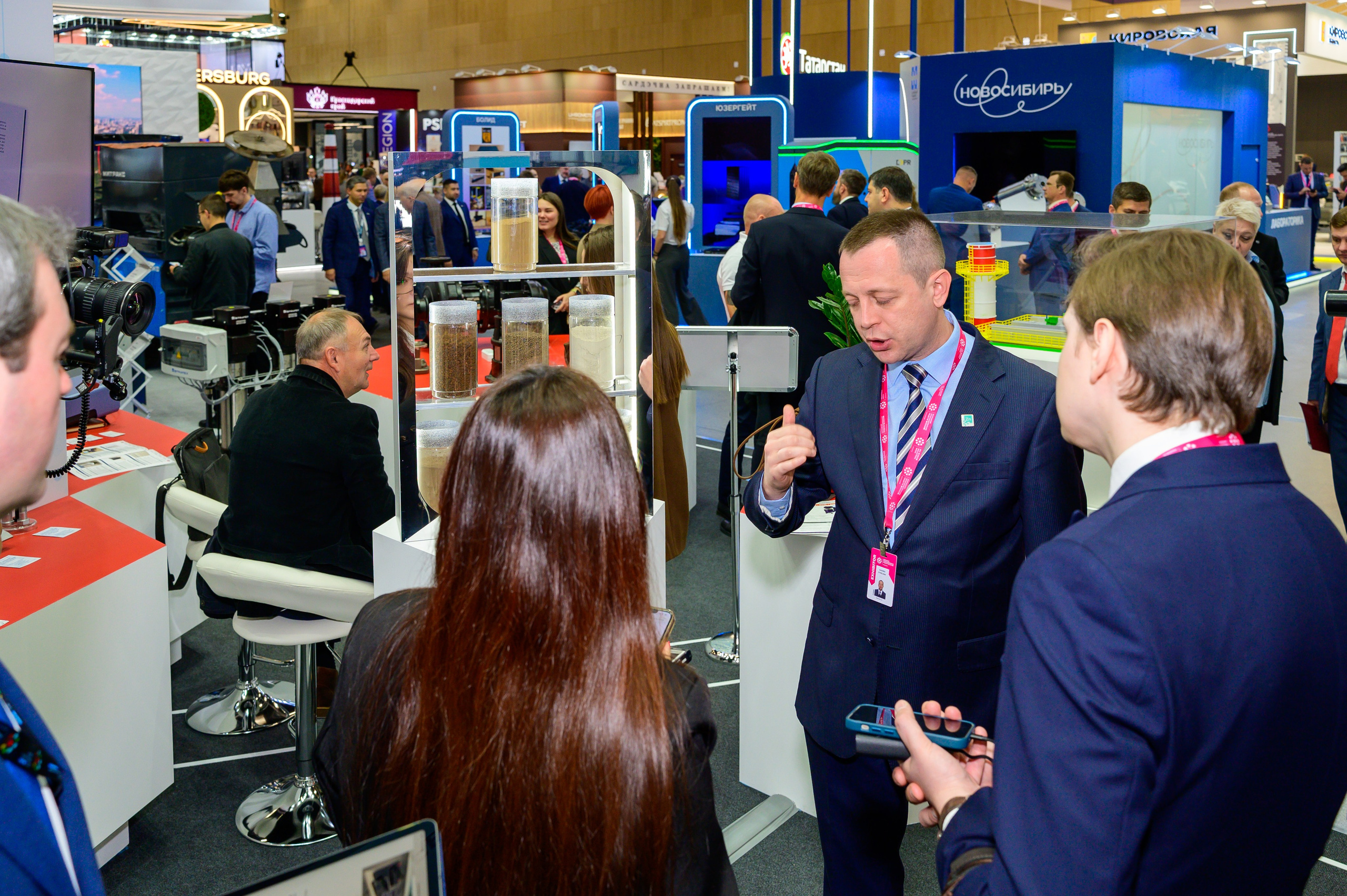 BigindustrialweekBelarus. Фотоуслуги, услуги фотографа, фотографирование важных событий