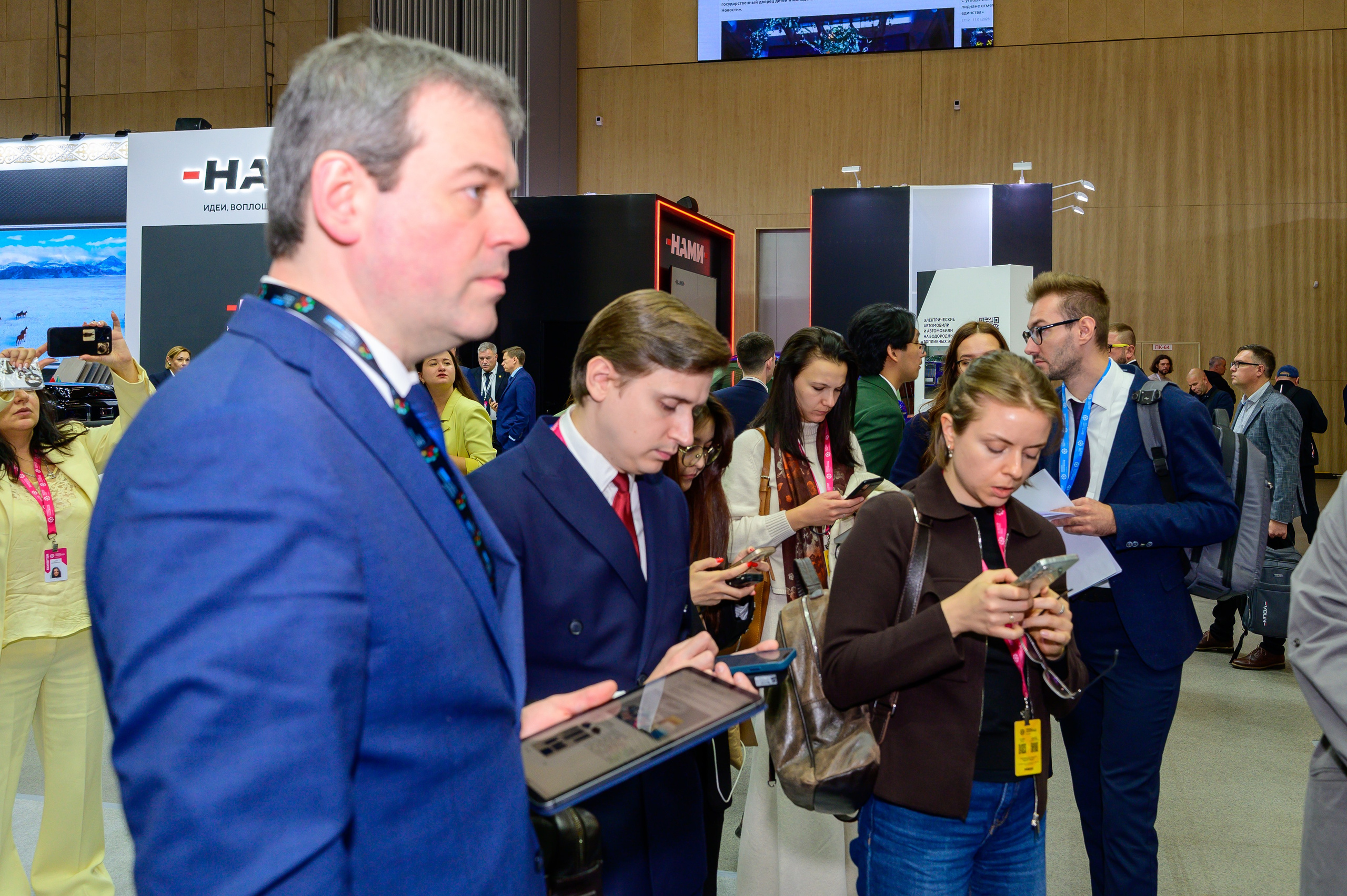 BigindustrialweekBelarus. Фотоуслуги, услуги фотографа, фотографирование важных событий