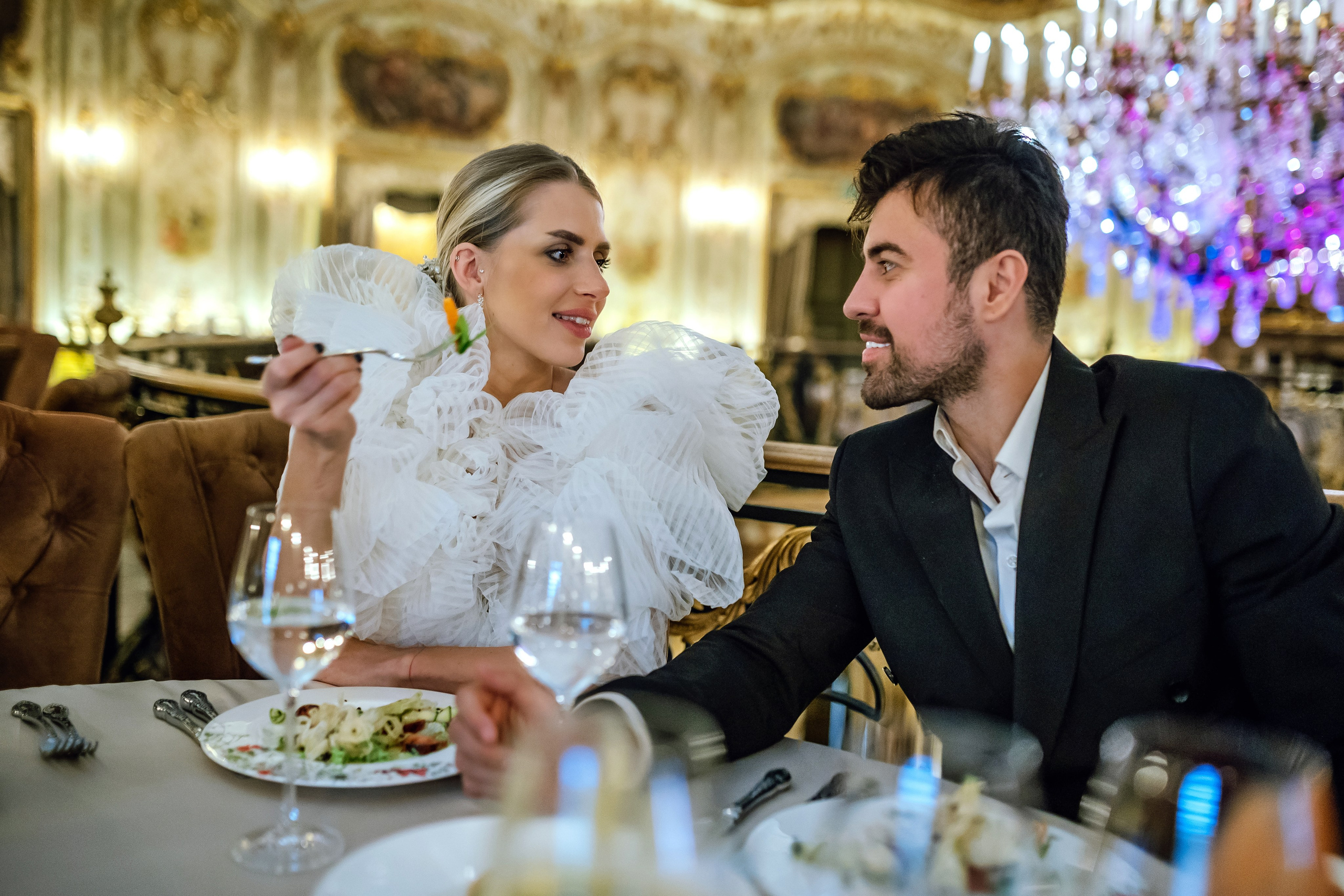 Свадьба в ресторане Турандот. Фотограф и видеограф Москва. Свадебный фотограф, видеограф. Выпускные альбомы. Оживающие альбомы