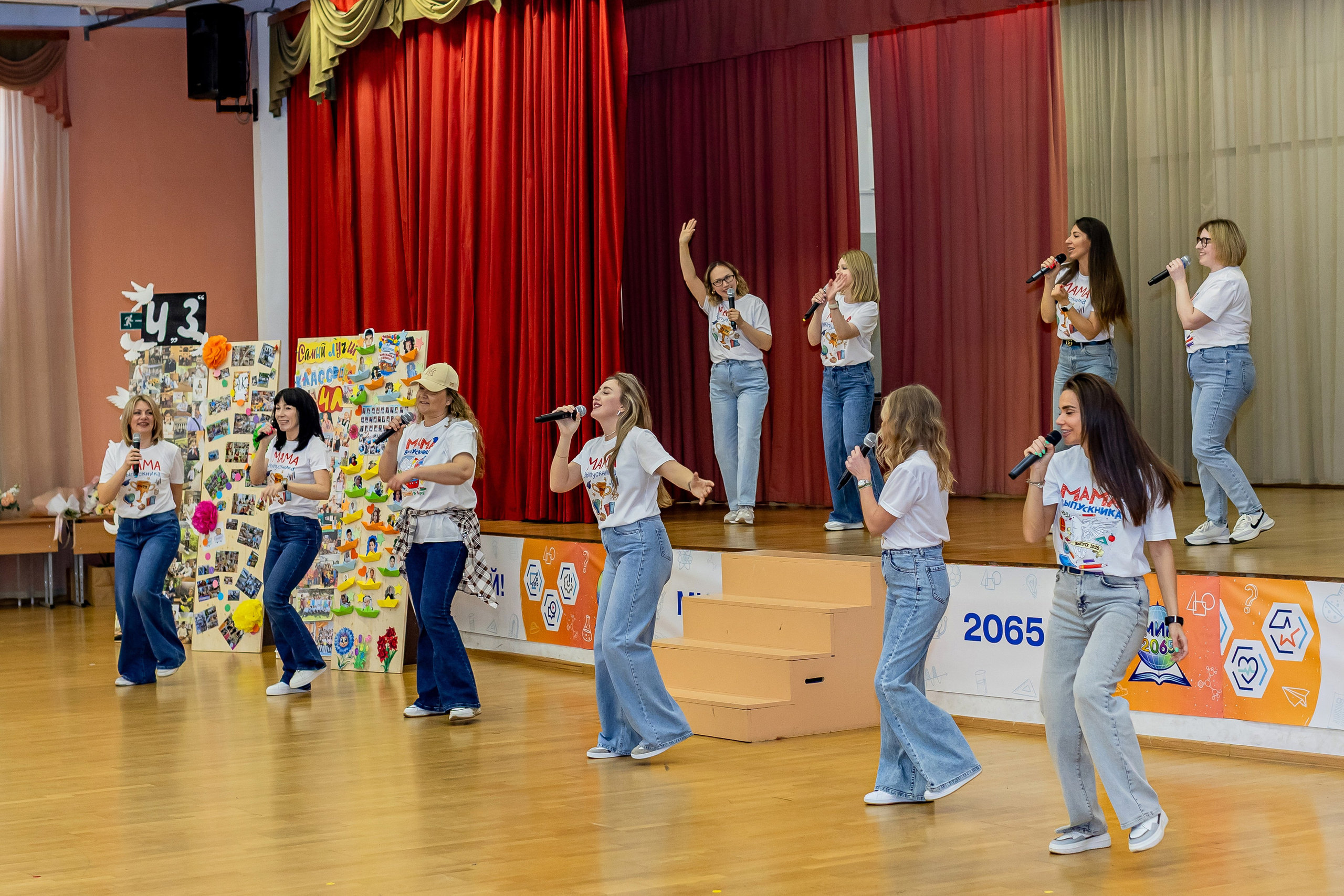Выпускной праздник в начальной школе. Фотограф и видеограф Москва. Свадебный фотограф, видеограф. Выпускные альбомы. Оживающие альбомы