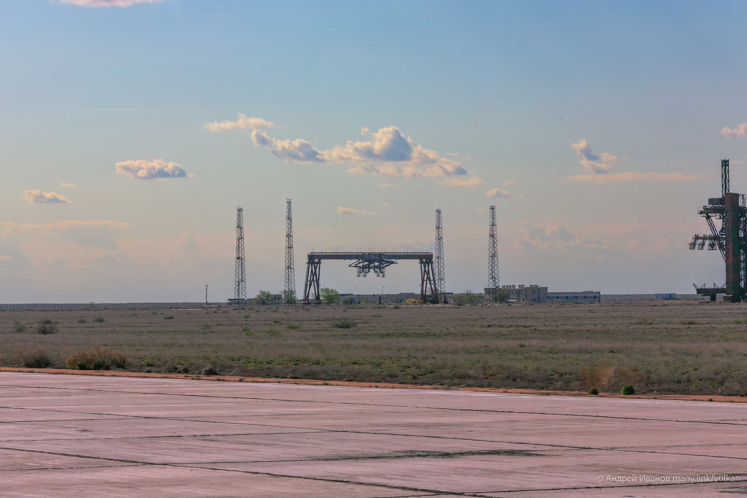 Перелёт на Байконур в 2026 г на самолётах АОН. Фотоальбом показывающий увлекательный мир авиации и мир медведей Андрея Иванова