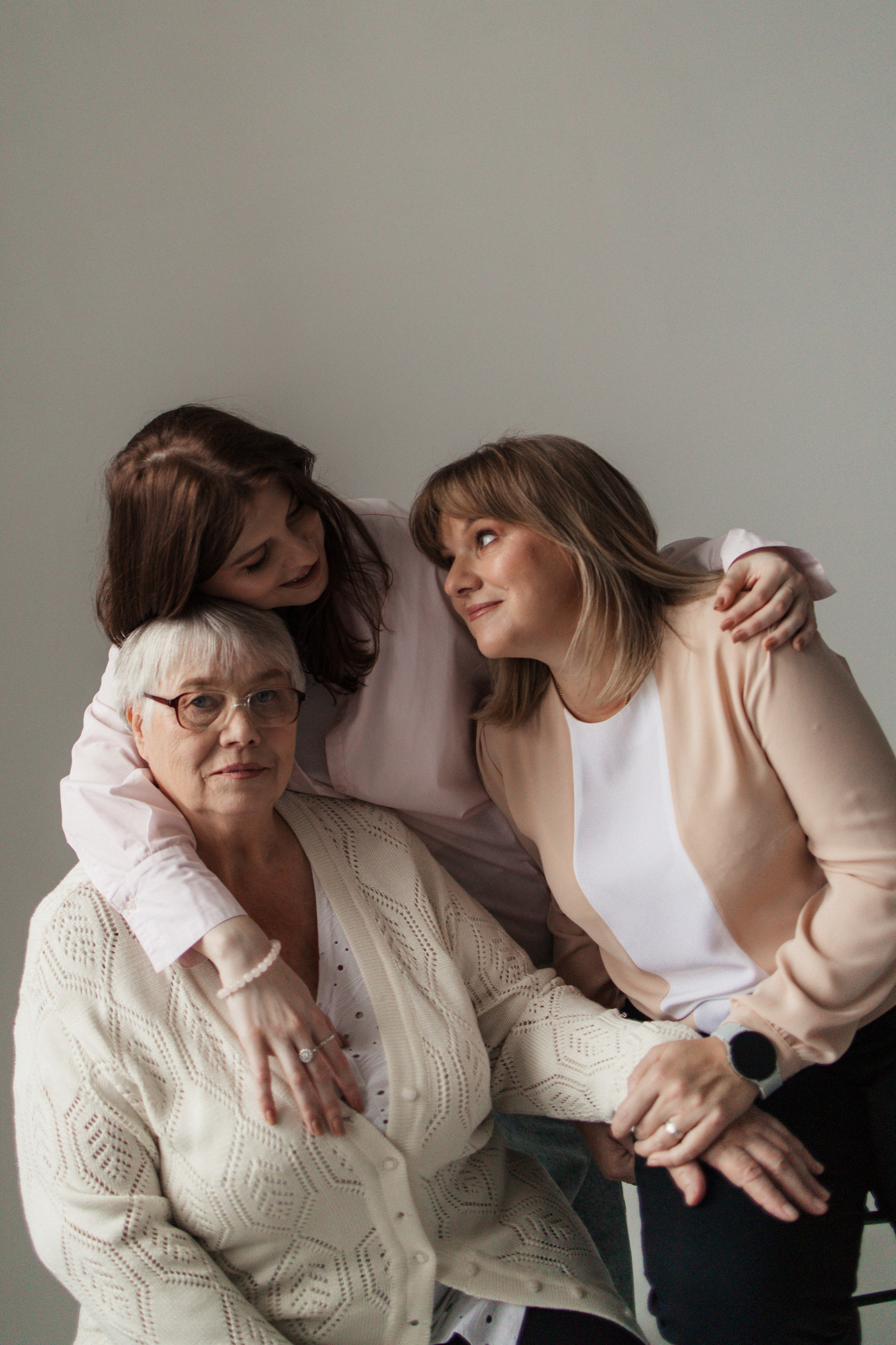 Три поколения / ID Studio. Фотограф в Выборге и Санкт-Петербурге Маша Гуляева