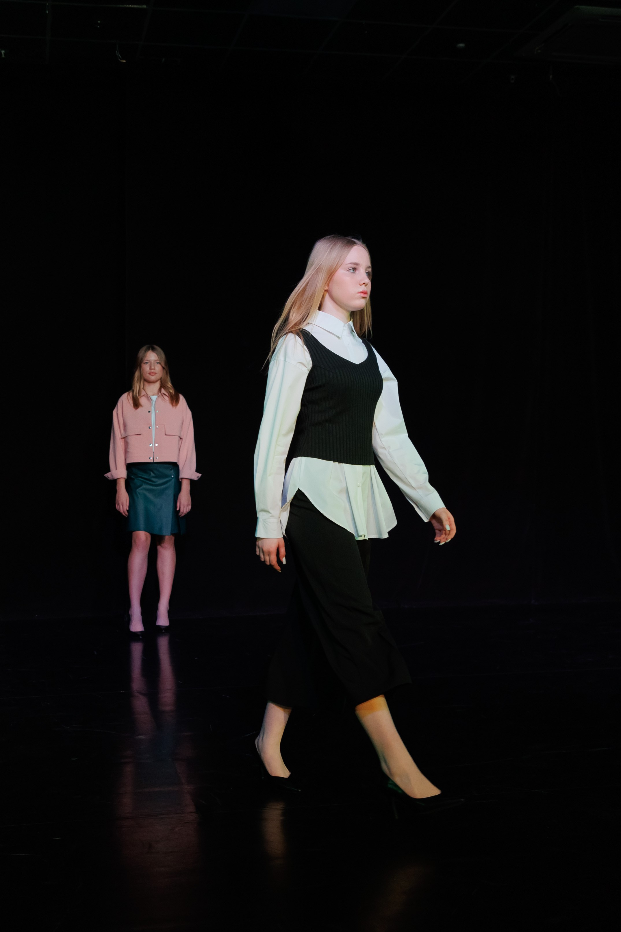 Показ коллекций Новосибирских дизайнеров для Fly Production. Фотограф Новосибирск — Наталья Гресь