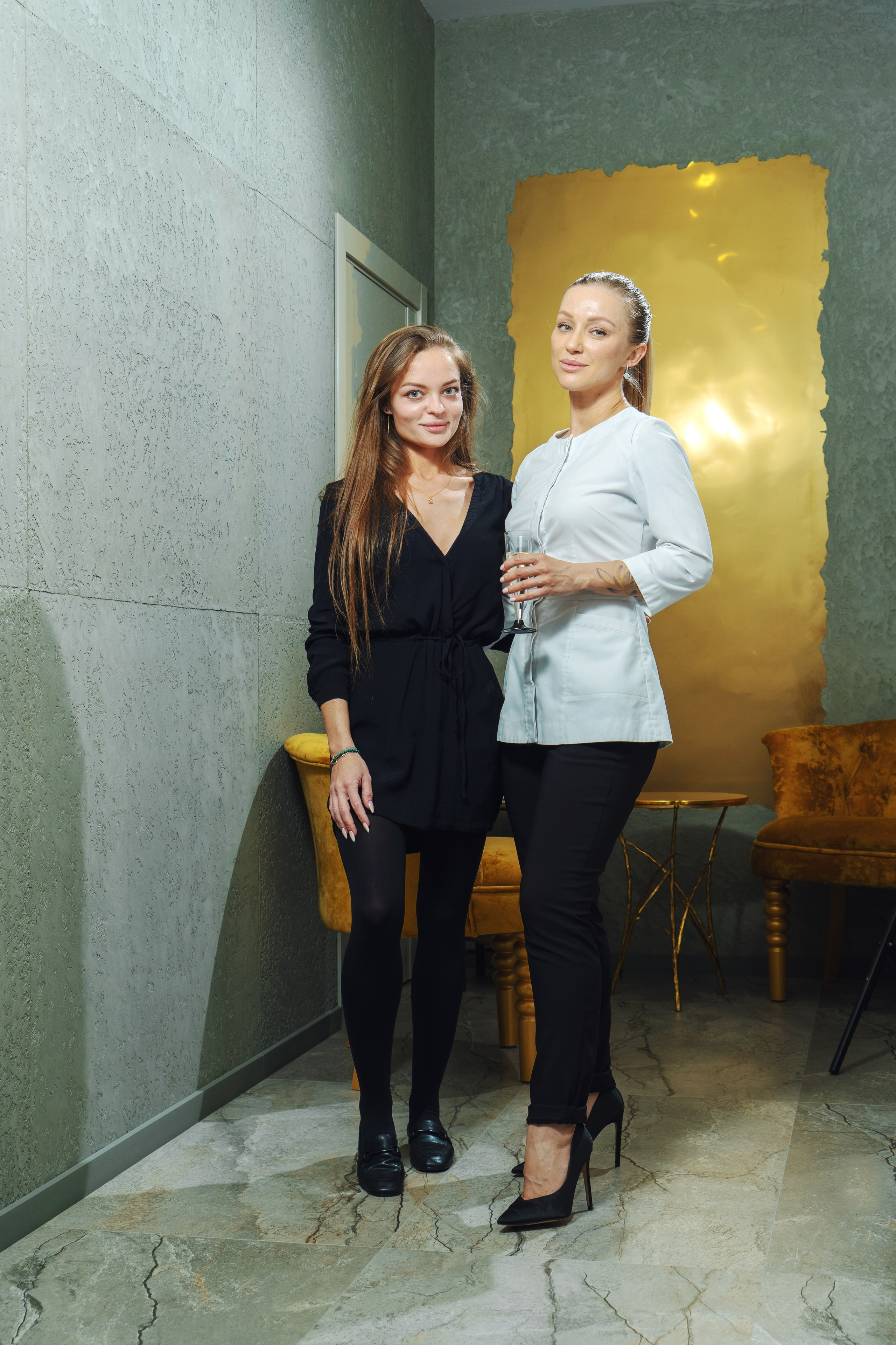 Открытие салона «Золотая буржуАзия»