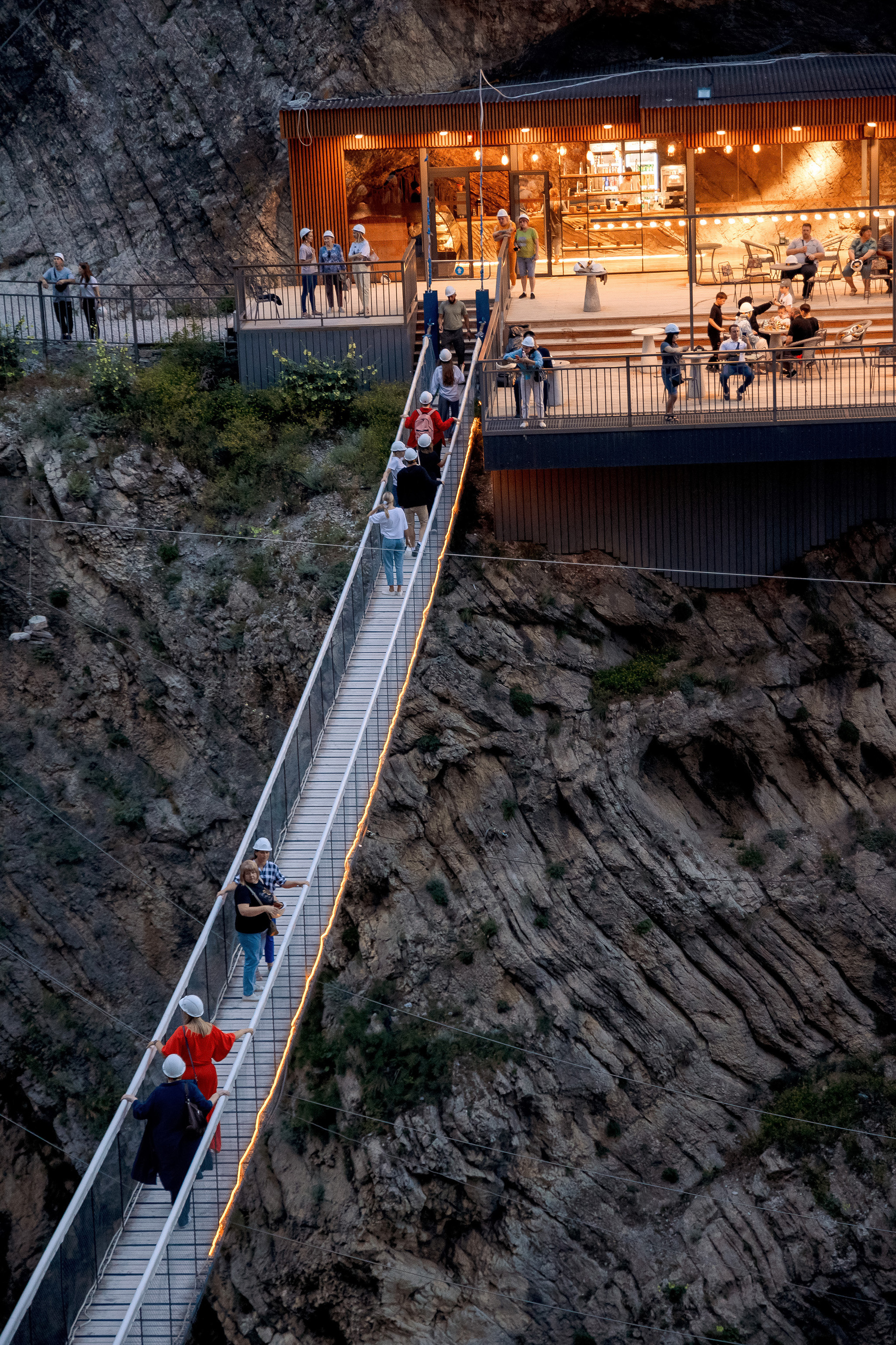Выездное фотосопровождение туристов. Свадебный и семейный фотограф в Каспийске Алёна Нурмагомедова