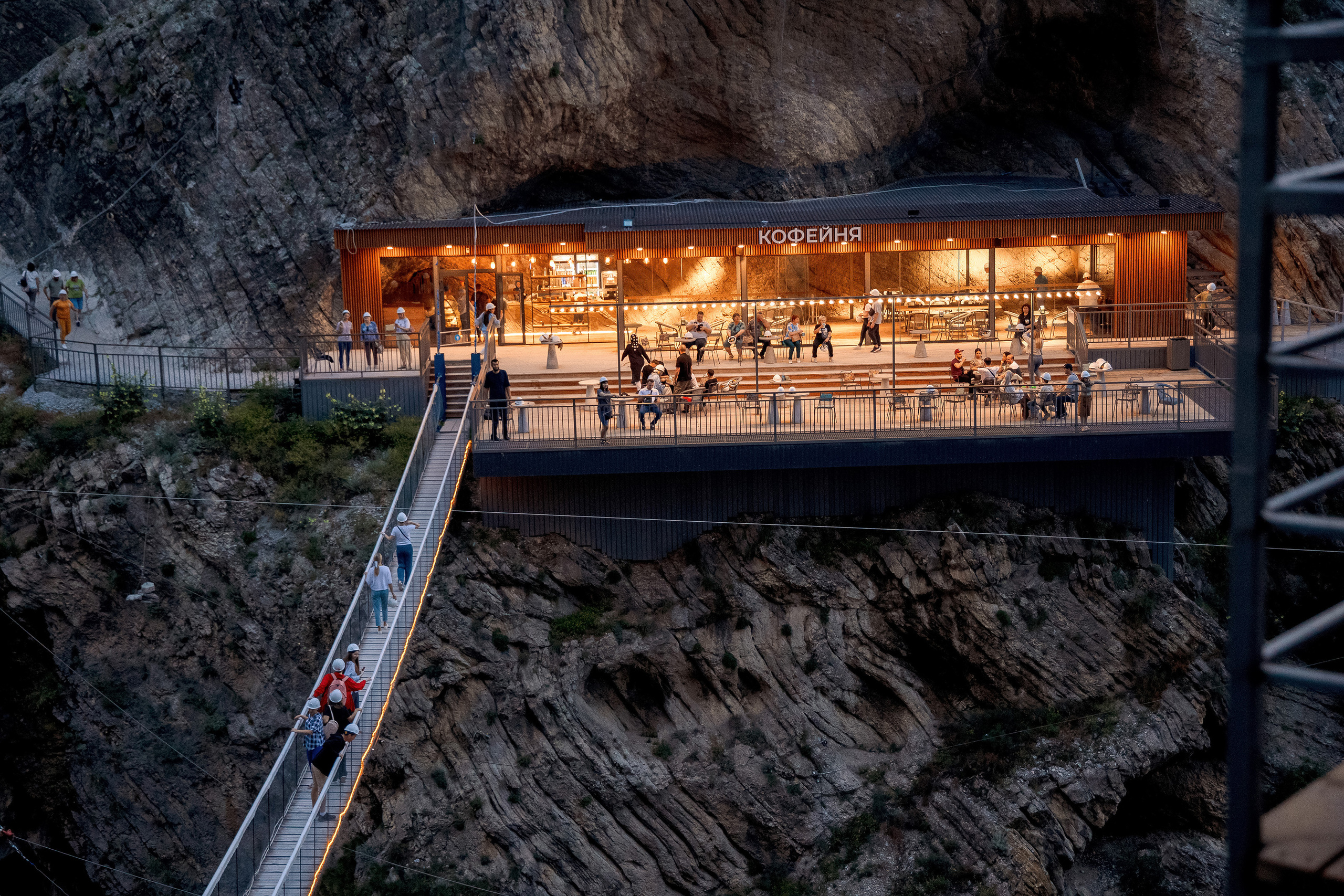 Выездное фотосопровождение туристов. Свадебный и семейный фотограф в Каспийске Алёна Нурмагомедова