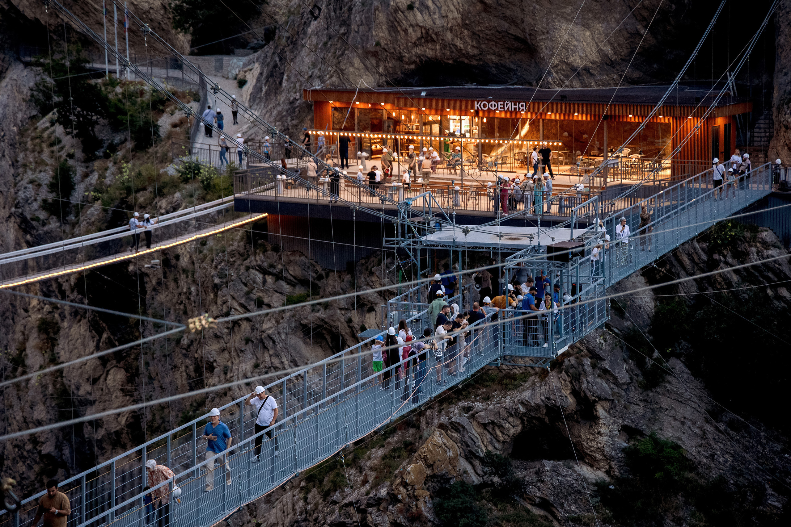 Выездное фотосопровождение туристов. Свадебный и семейный фотограф в Каспийске Алёна Нурмагомедова