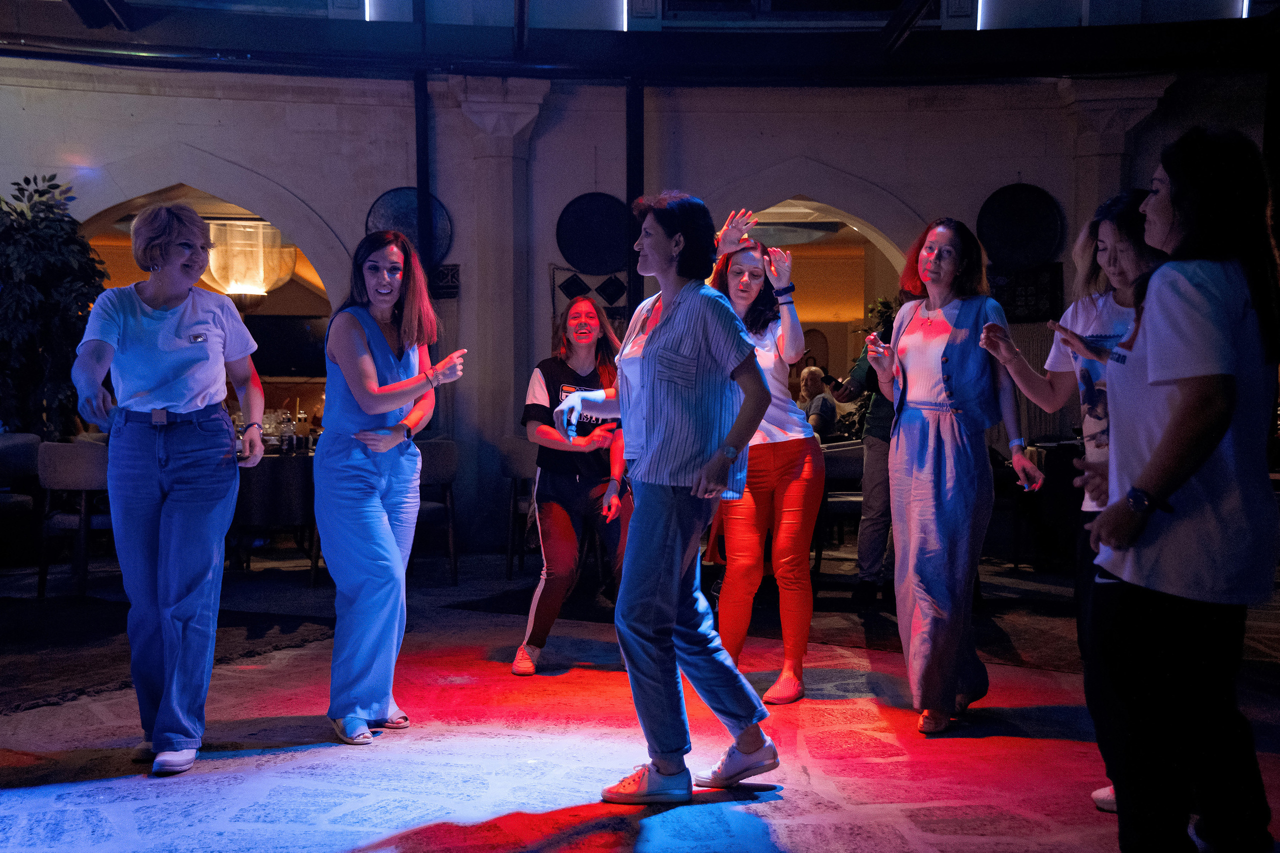 Выездное фотосопровождение туристов. Свадебный и семейный фотограф в Каспийске Алёна Нурмагомедова