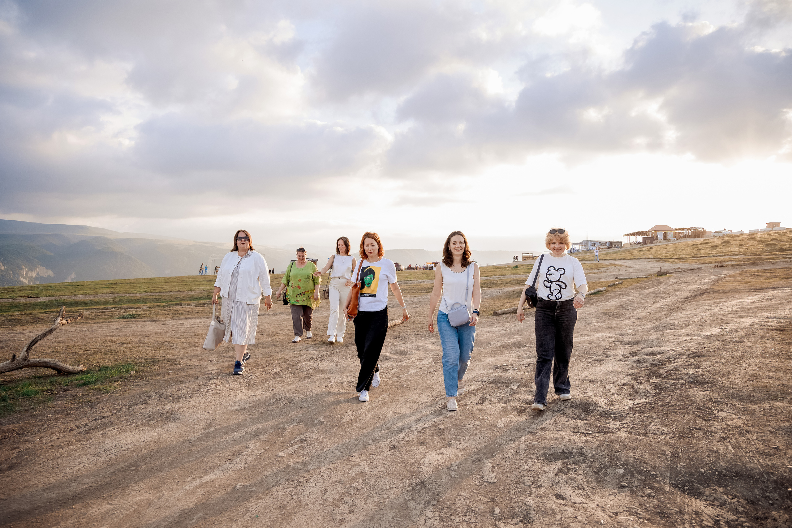 Выездное фотосопровождение туристов. Свадебный и семейный фотограф в Каспийске Алёна Нурмагомедова