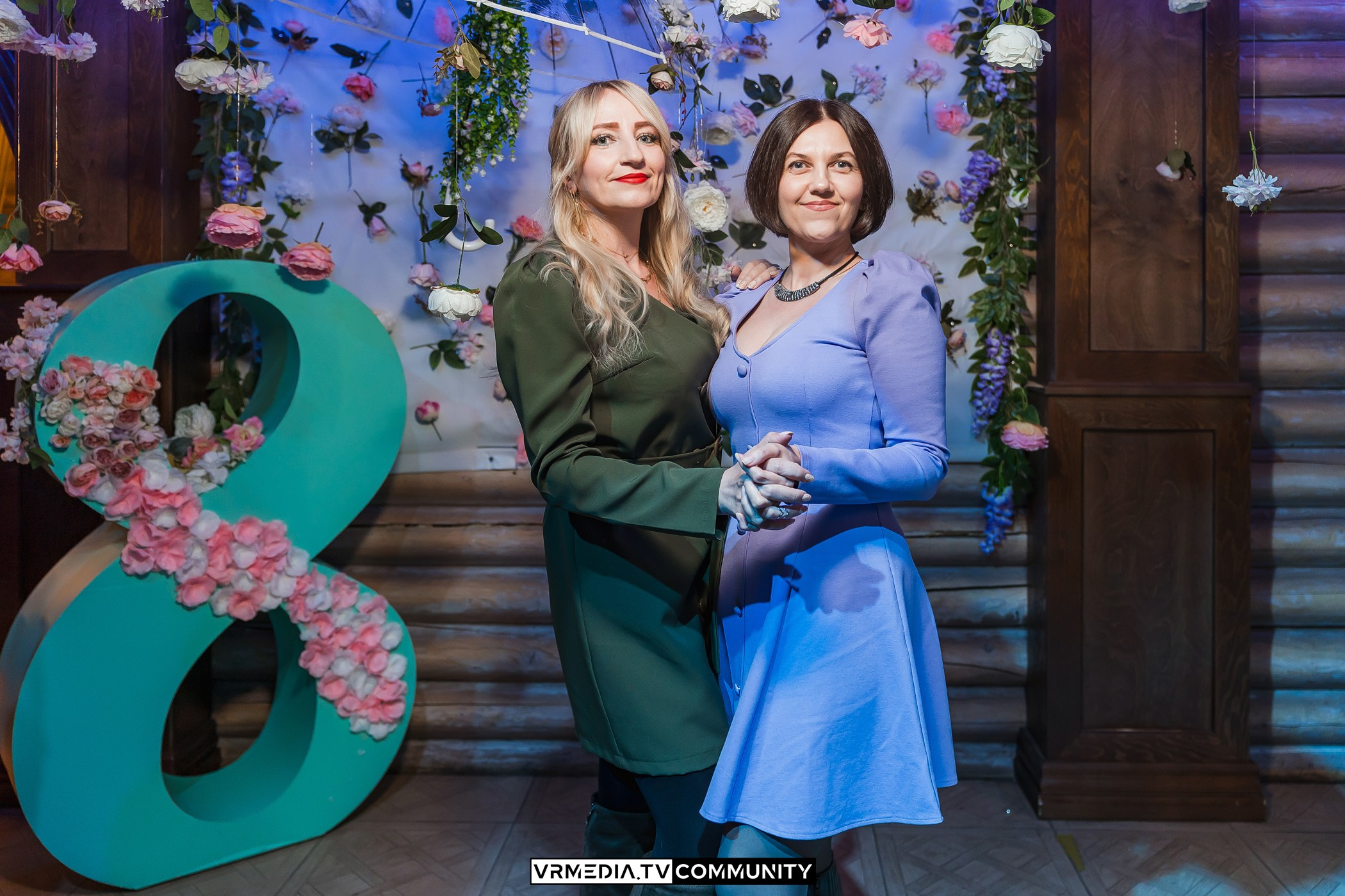 Международный женский день в кафе «У Петровича»