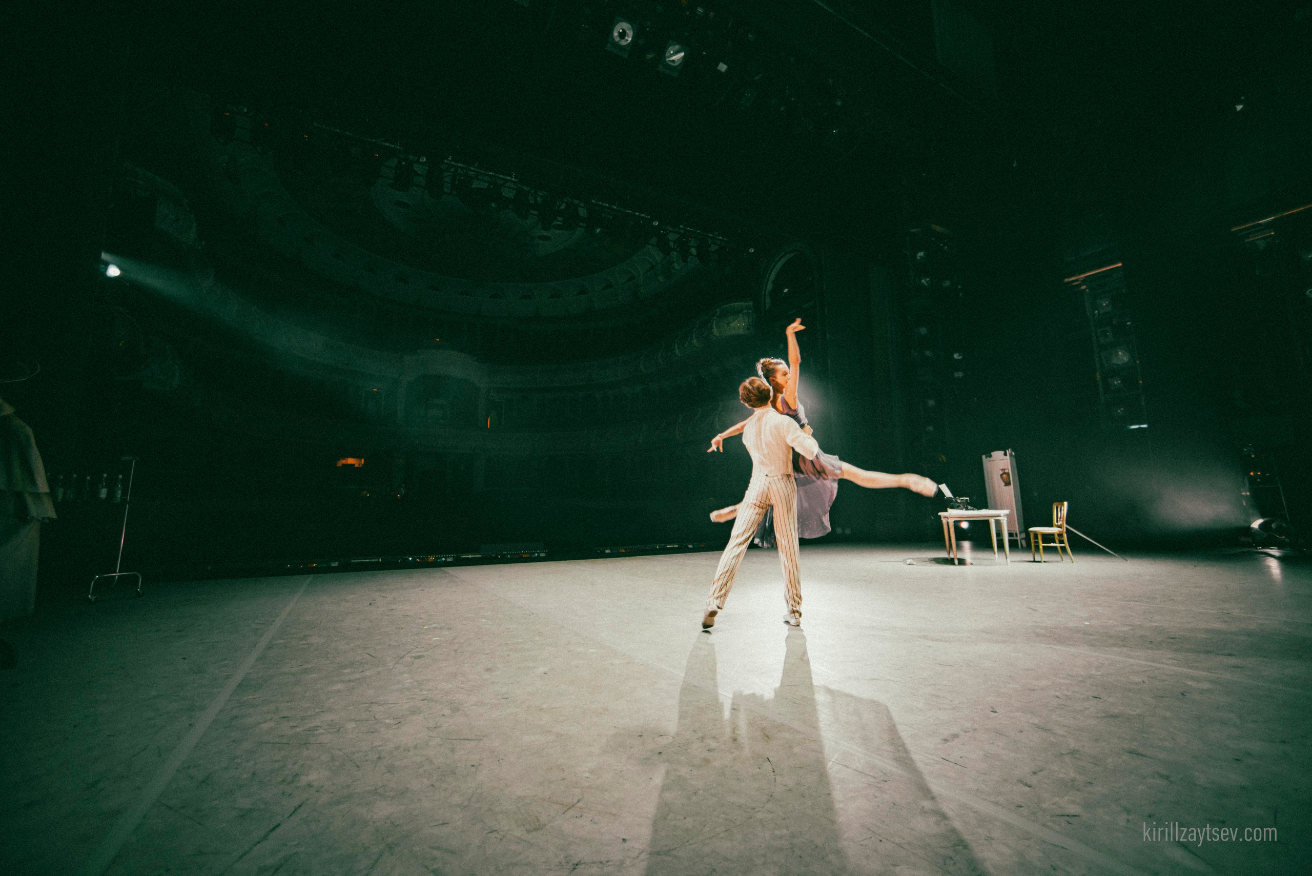Танец. Профессиональный фотограф Кирилл Зайцев