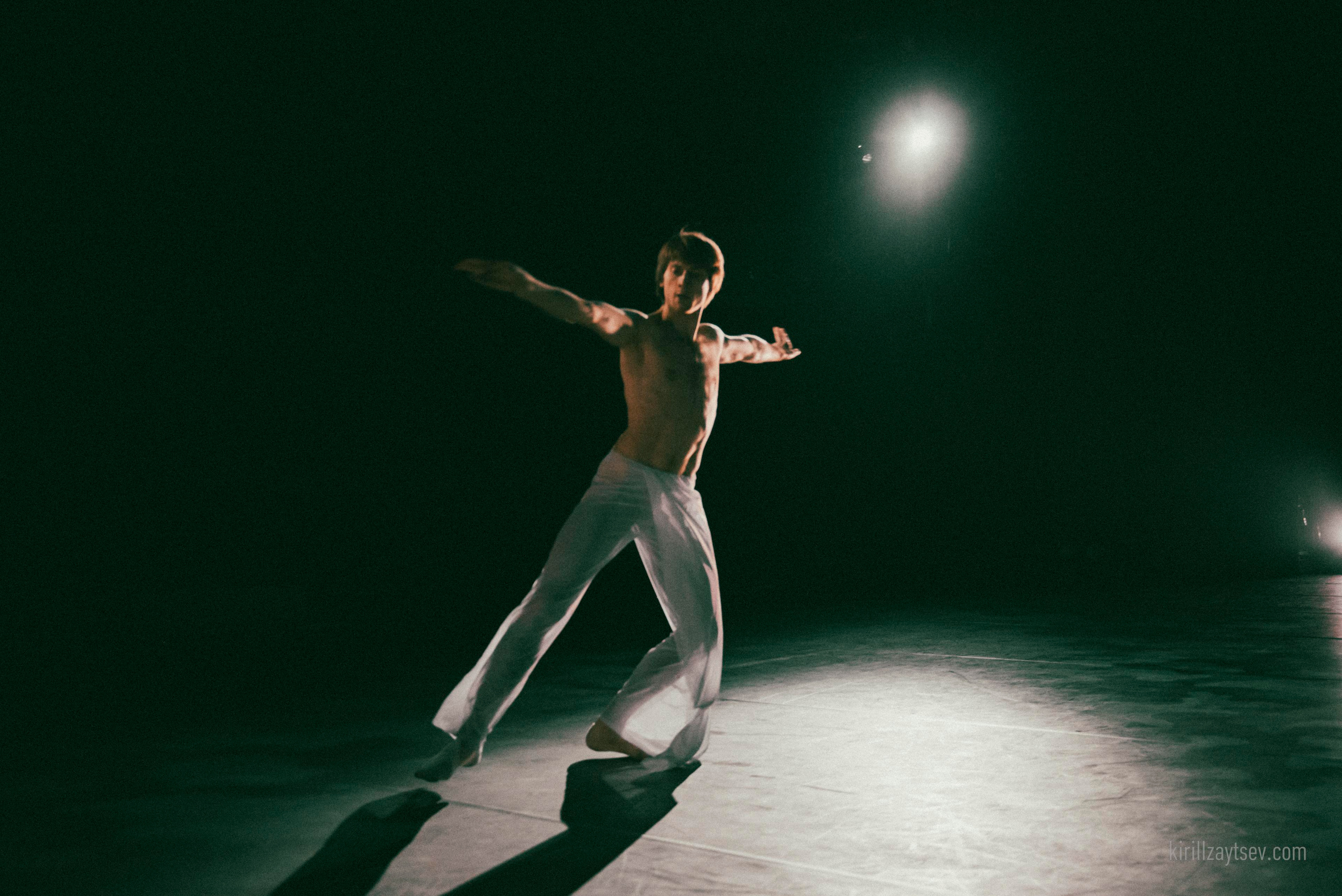 Танец. Профессиональный фотограф Кирилл Зайцев