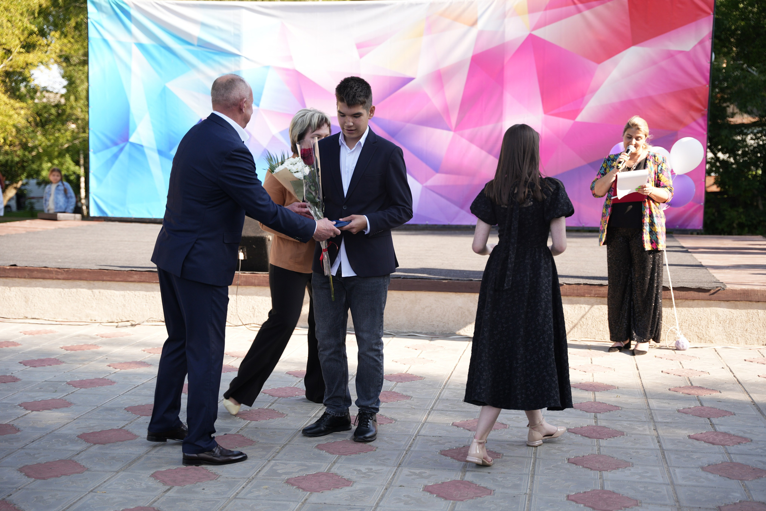 Выпускной в парке. Ольга Плаксина фотограф в Саратове