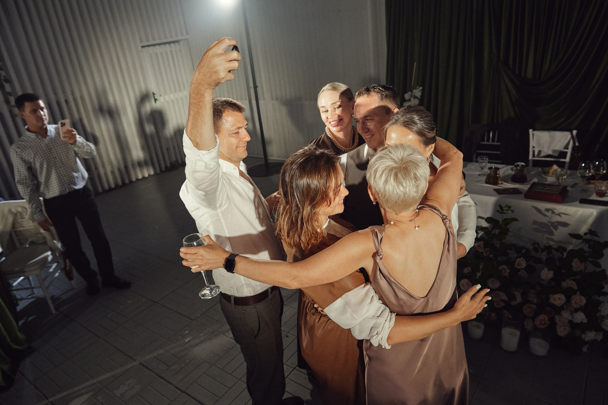 Счастье здесь. Свадебный фотограф Антон Артюшин. Работаю в Нижнем Новгороде и Москве