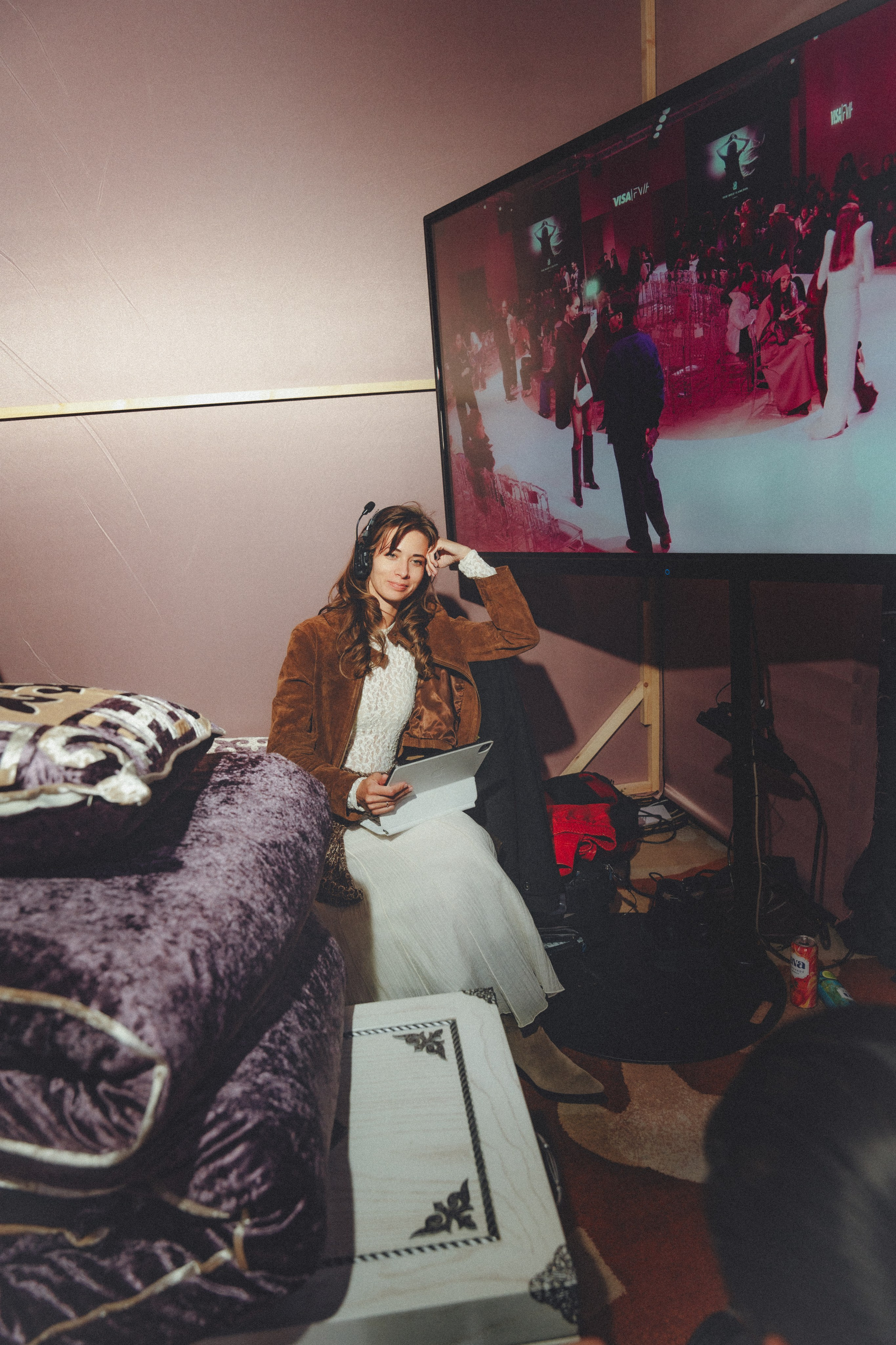 VISA FASHION WEEK ALMATY SS26 / BACKSTAGE ZONE