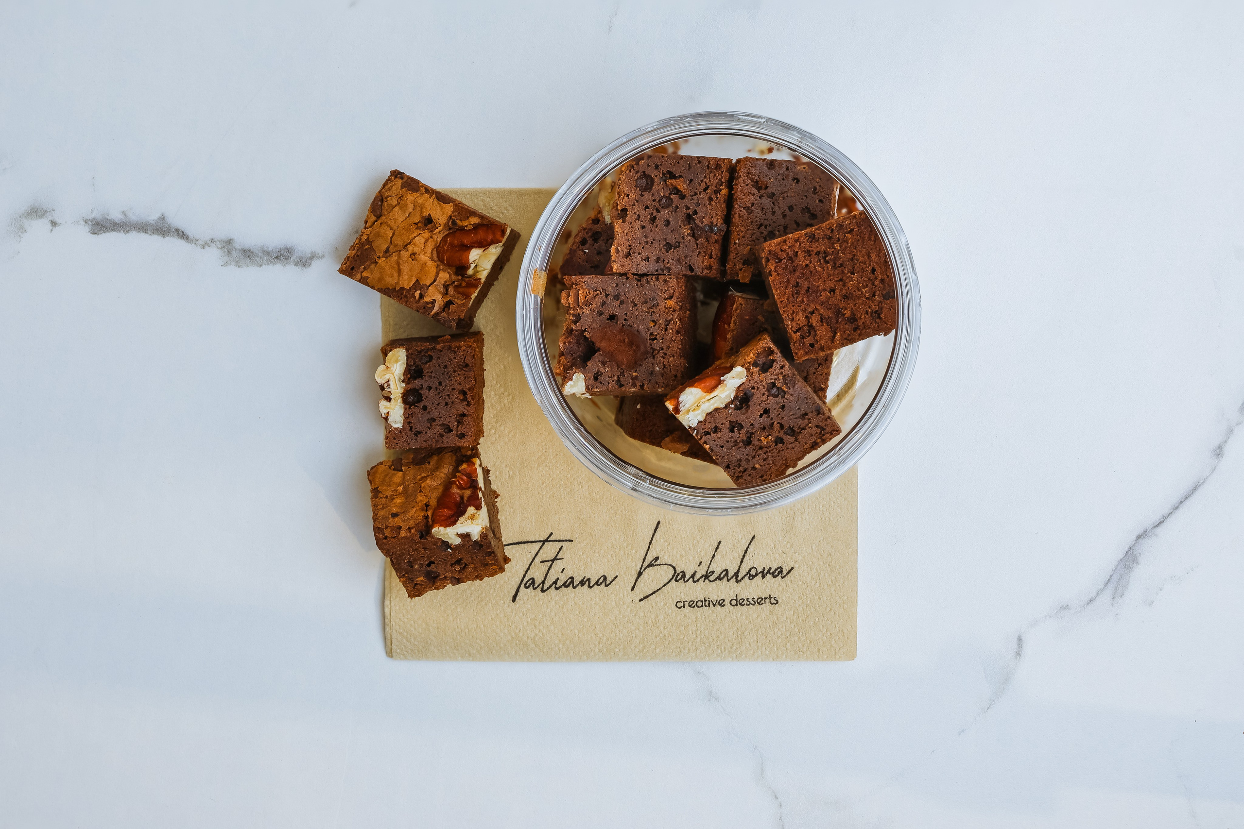 Creative Desserts. Photomantis