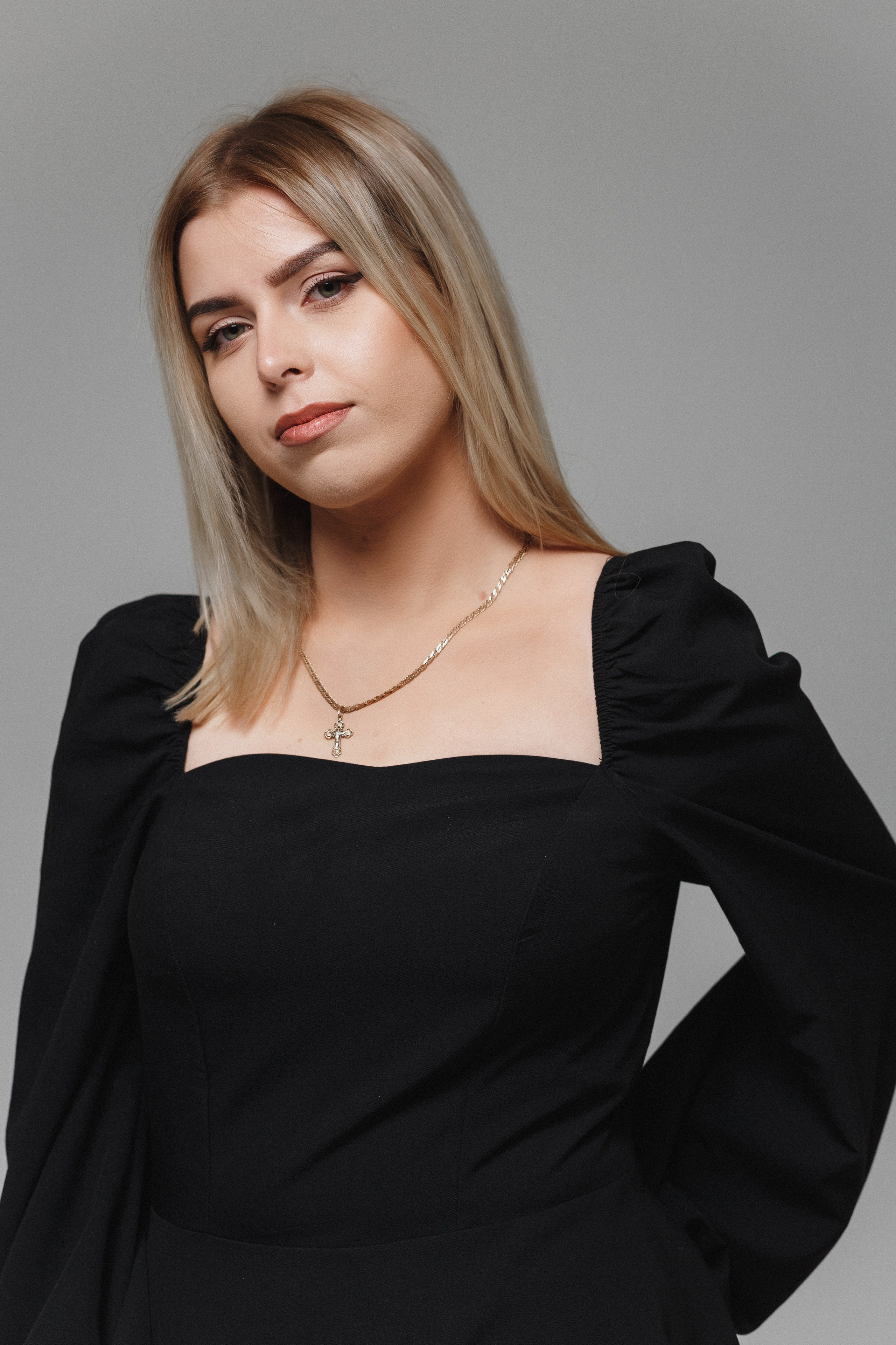 Портреты выпускников в фотостудии 'Faces' в Таганроге. Свадебный и семейный фотограф в Таганроге Бакарюк Антон