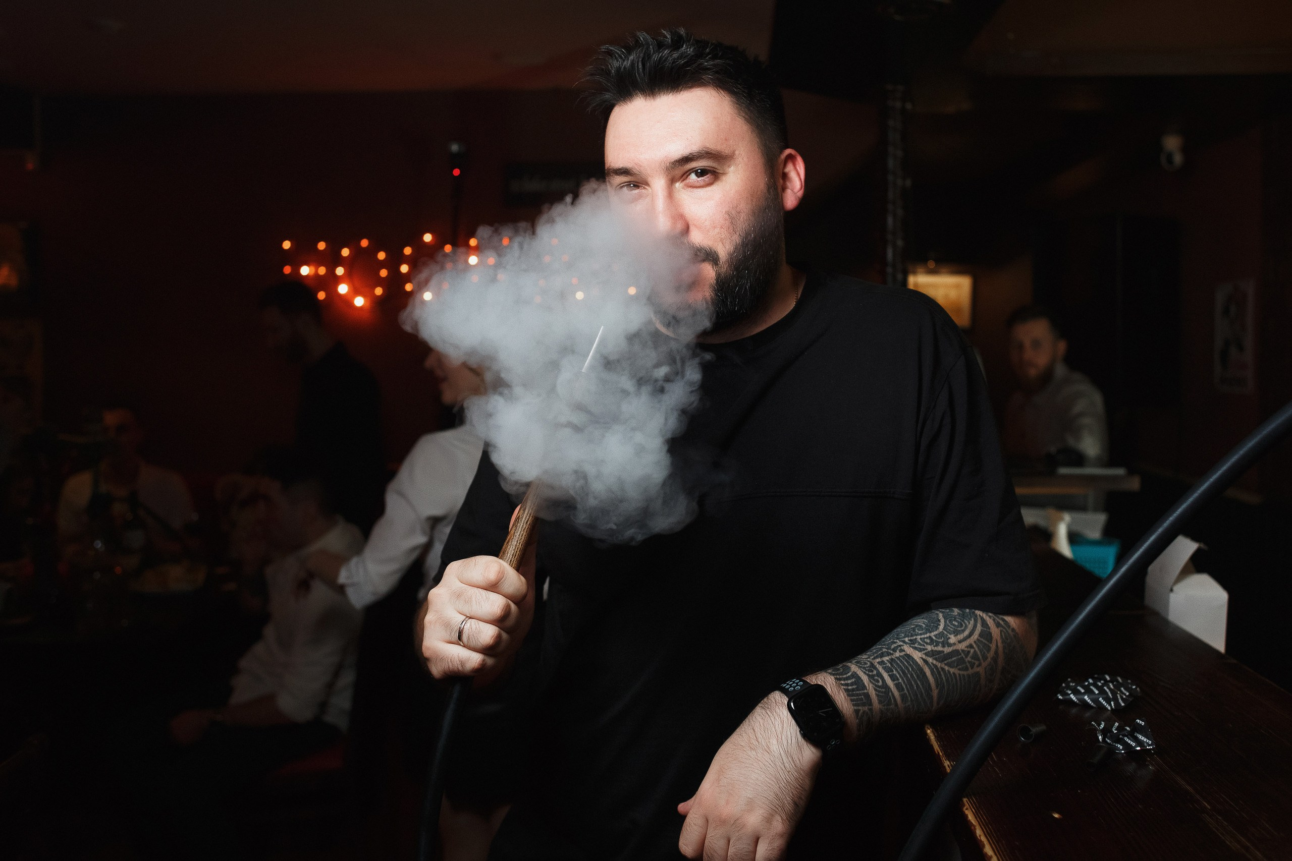 Захватывающий вкус и атмосфера: кальянная в Таганроге Бейкер Стрит. Свадебный и семейный фотограф в Таганроге Бакарюк Антон