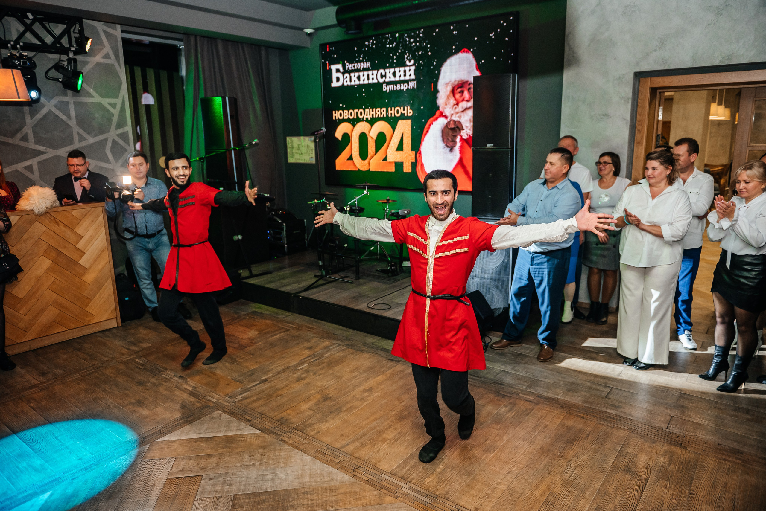 Ресторану Бакинский бульвар № 1 5лет. Свадебный и семейный фотограф в Дзержинске Екатерина Шулакова