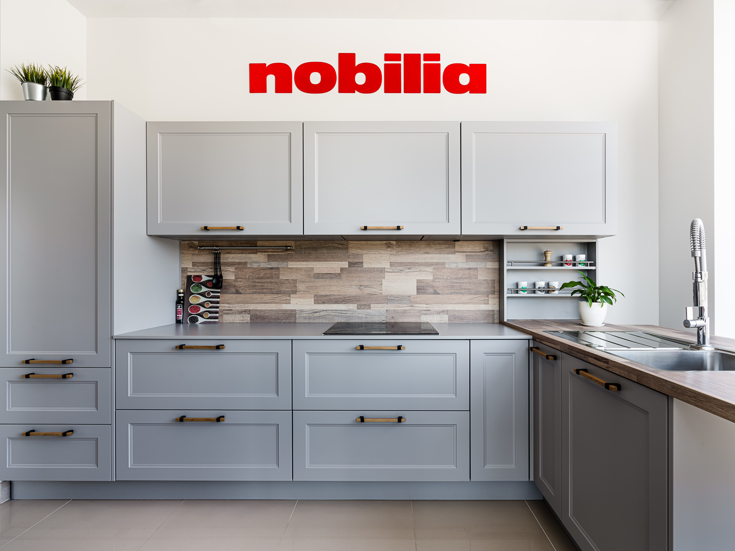 Салон «Немецкие кухни Nobilia» - Краснодаре, Котовского, 85 - фото 6 - интерьер