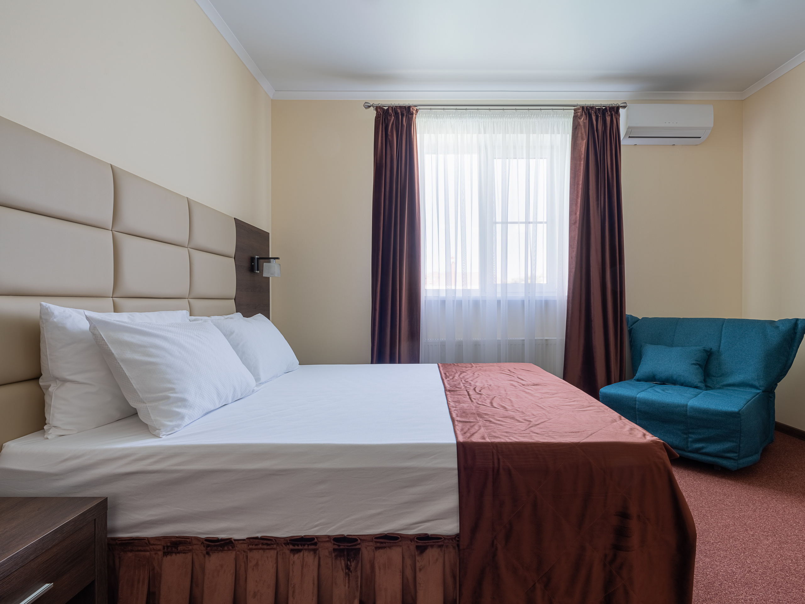 Отель «Henrik» - Краснодар, Чкалова, 132 - фото 6 - интерьер номерного фонда