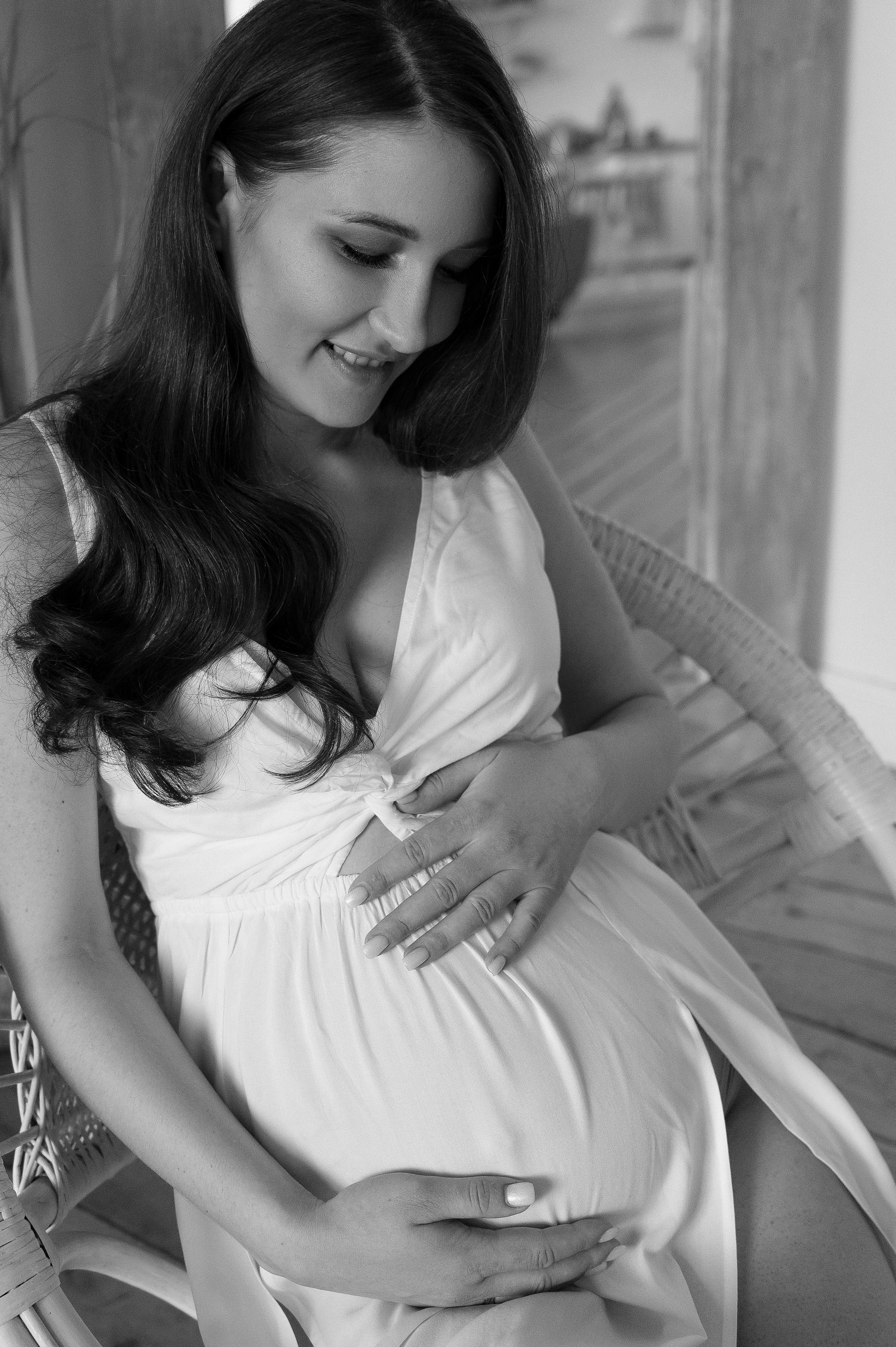 Марианна. Профессиональный фотограф беременности в СПБ. Стильные фотосессии беременности в стиле минимализм и классическая фотография