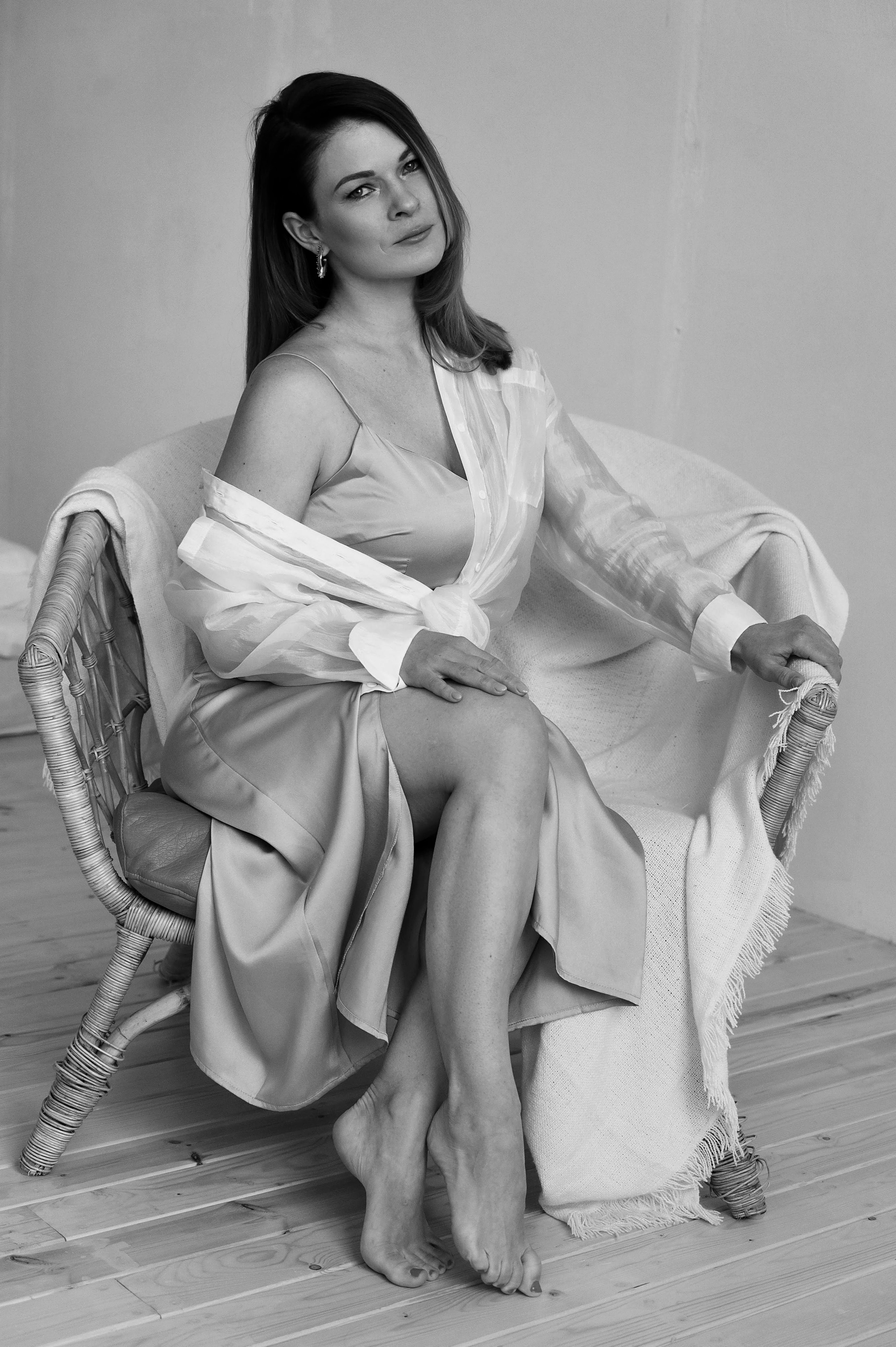 Дарина. Профессиональный фотограф беременности в СПБ. Стильные фотосессии беременности в стиле минимализм и классическая фотография