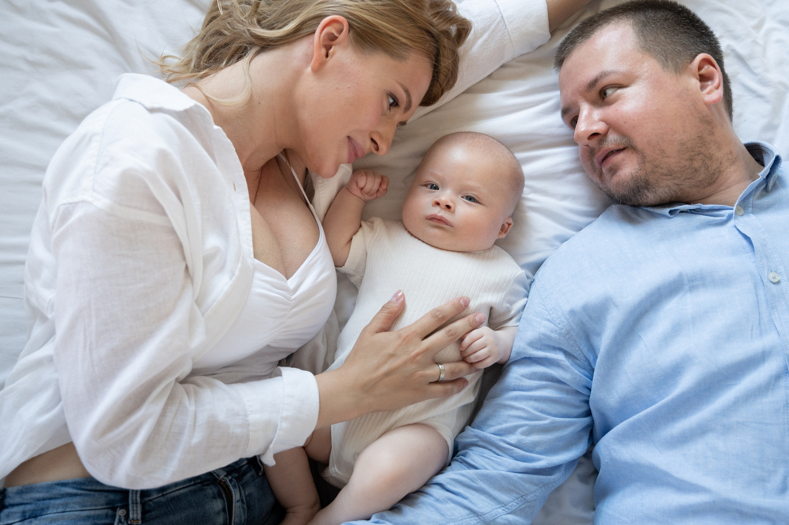 Фотосесьемка Евгении. Профессиональный фотограф беременности в СПБ. Стильные фотосессии беременности в стиле минимализм и классическая фотография