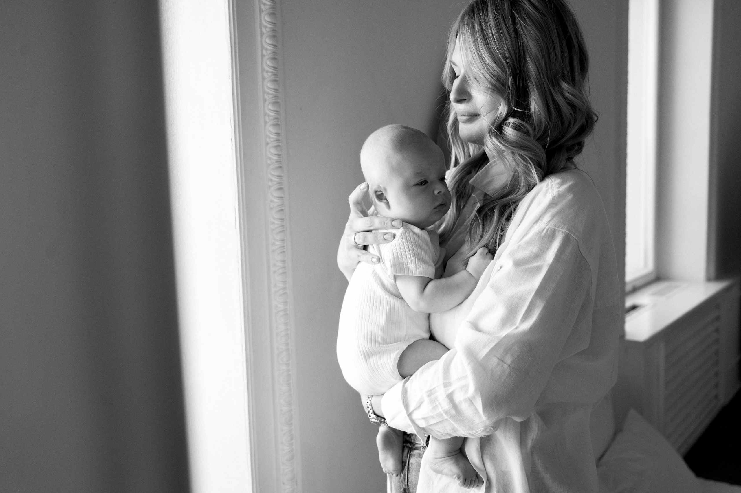 Фотосесьемка Евгении. Профессиональный фотограф беременности в СПБ. Стильные фотосессии беременности в стиле минимализм и классическая фотография