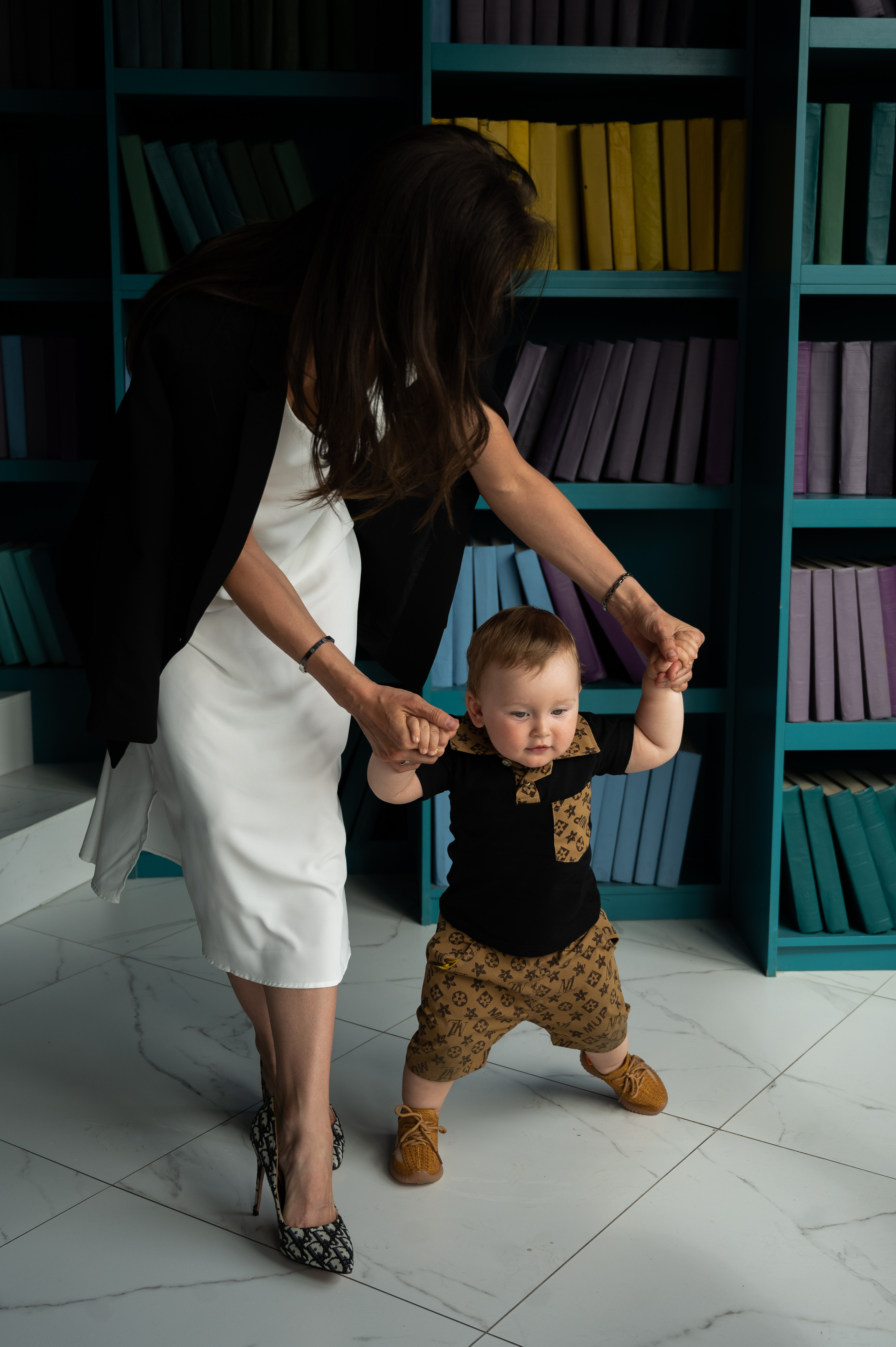 Ксения. Профессиональный фотограф беременности в СПБ. Стильные фотосессии беременности в стиле минимализм и классическая фотография