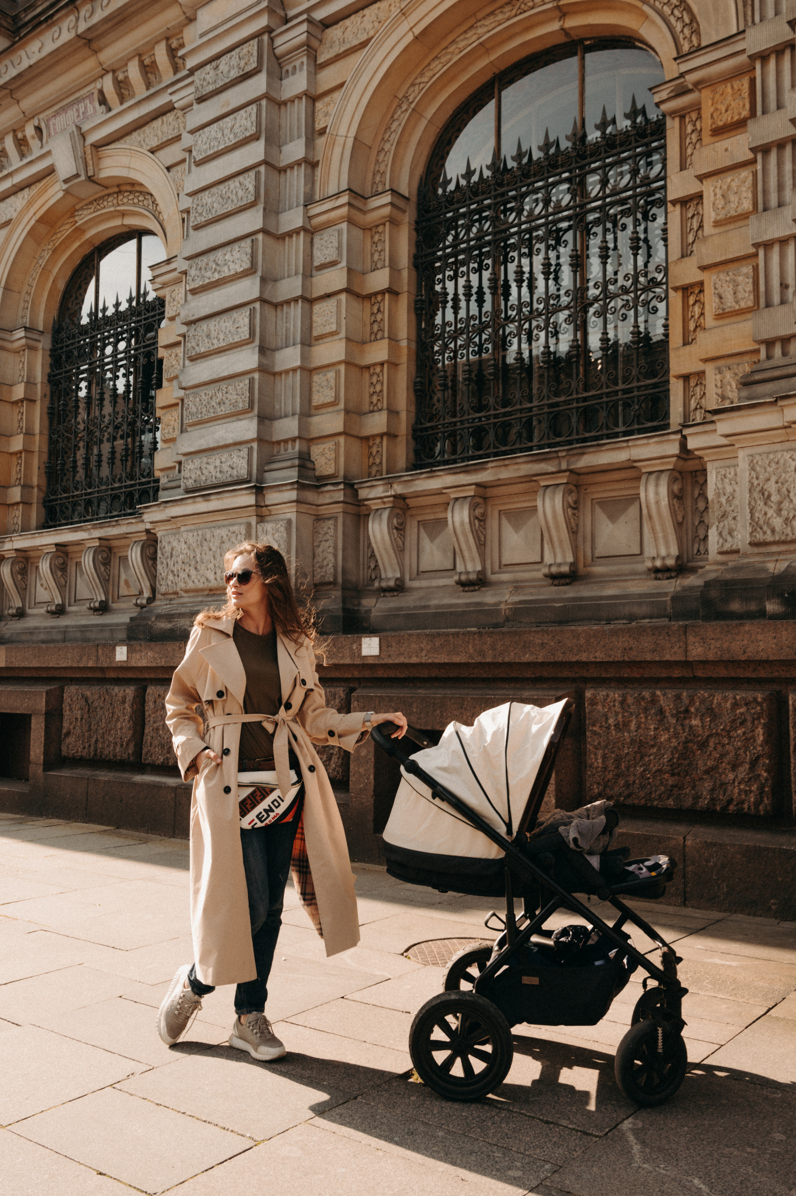 Ксения. Профессиональный фотограф беременности в СПБ. Стильные фотосессии беременности в стиле минимализм и классическая фотография