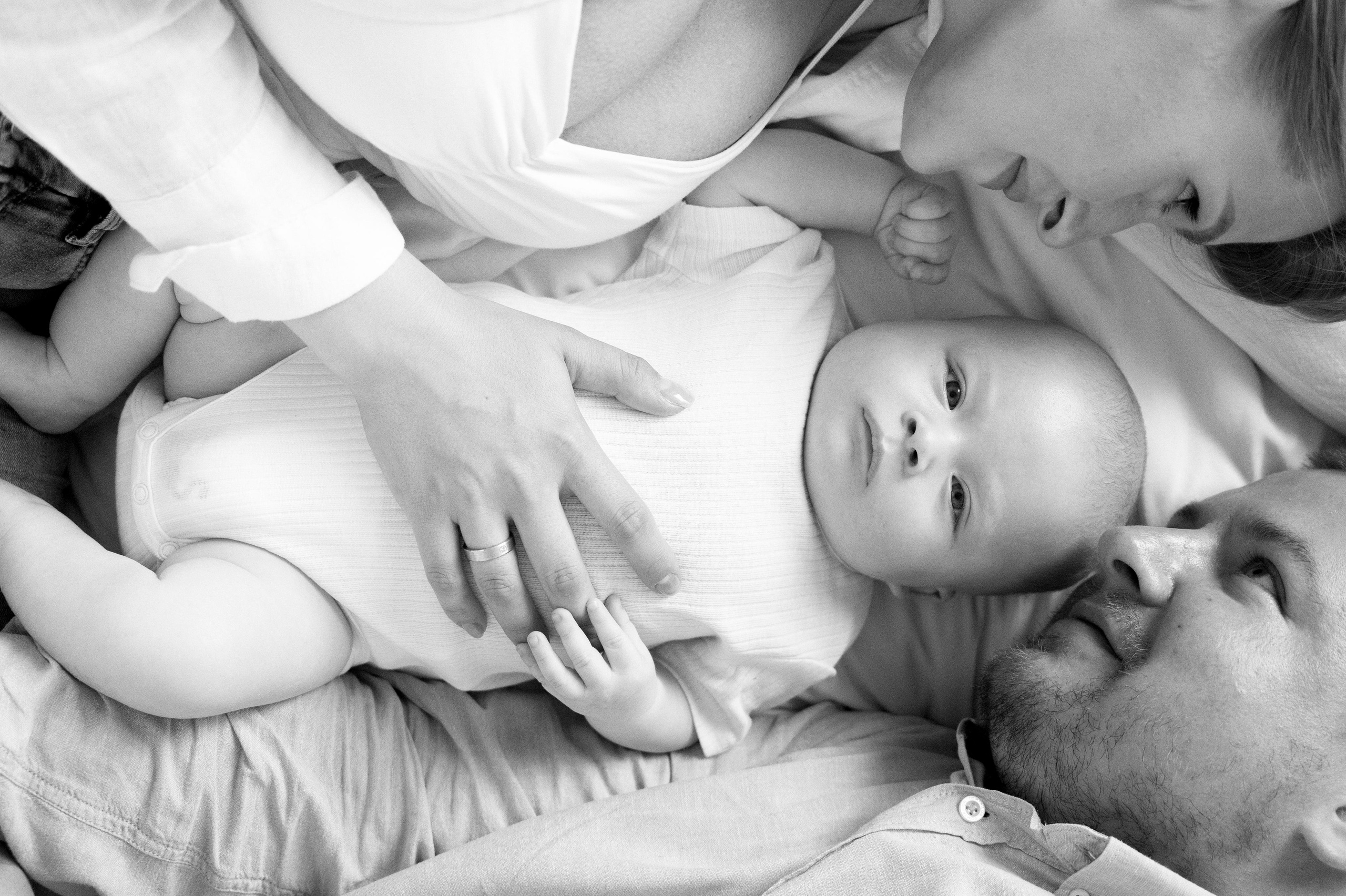 Фотосесьемка Евгении. Профессиональный фотограф беременности в СПБ. Стильные фотосессии беременности в стиле минимализм и классическая фотография