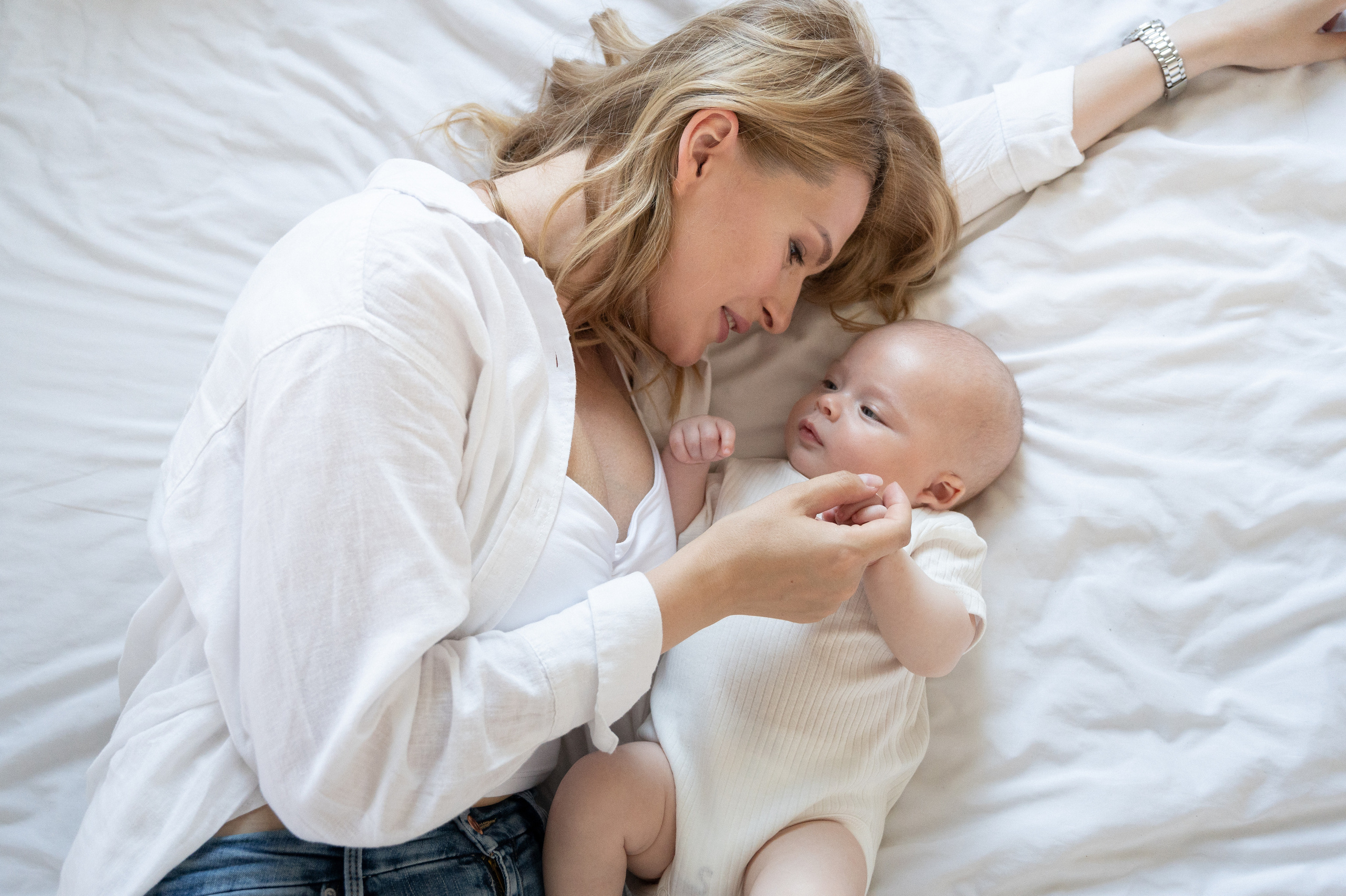 Фотосесьемка Евгении. Профессиональный фотограф беременности в СПБ. Стильные фотосессии беременности в стиле минимализм и классическая фотография