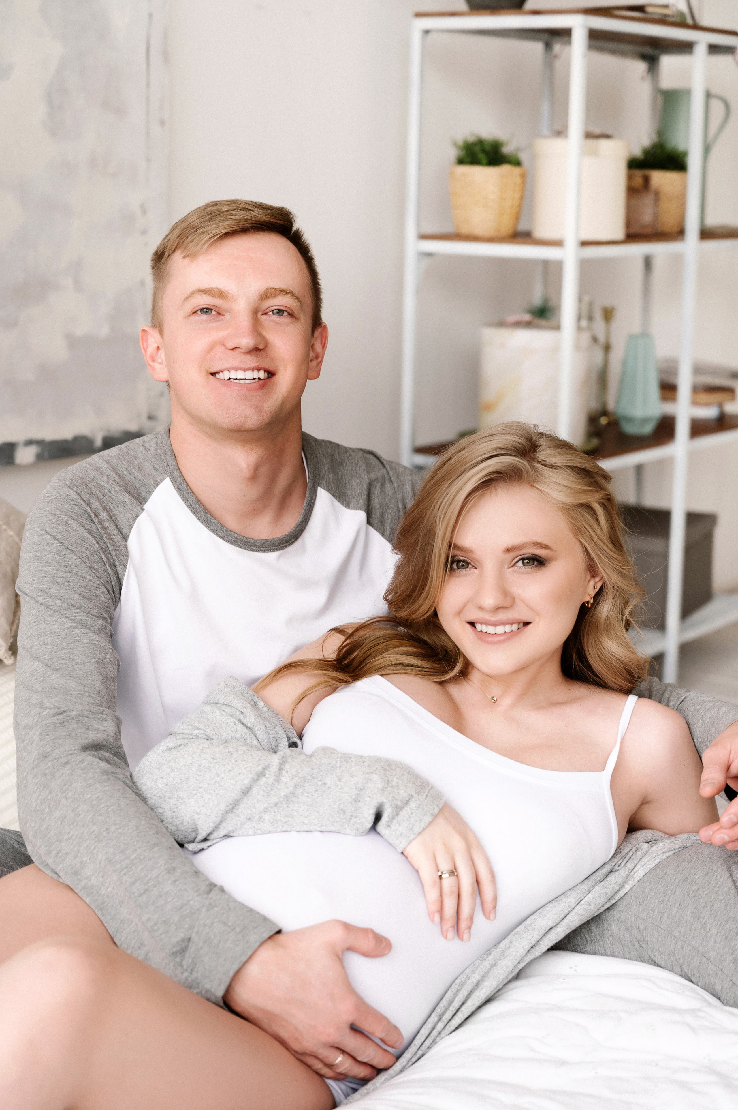 Екатерина. Профессиональный фотограф беременности в СПБ. Стильные фотосессии беременности в стиле минимализм и классическая фотография