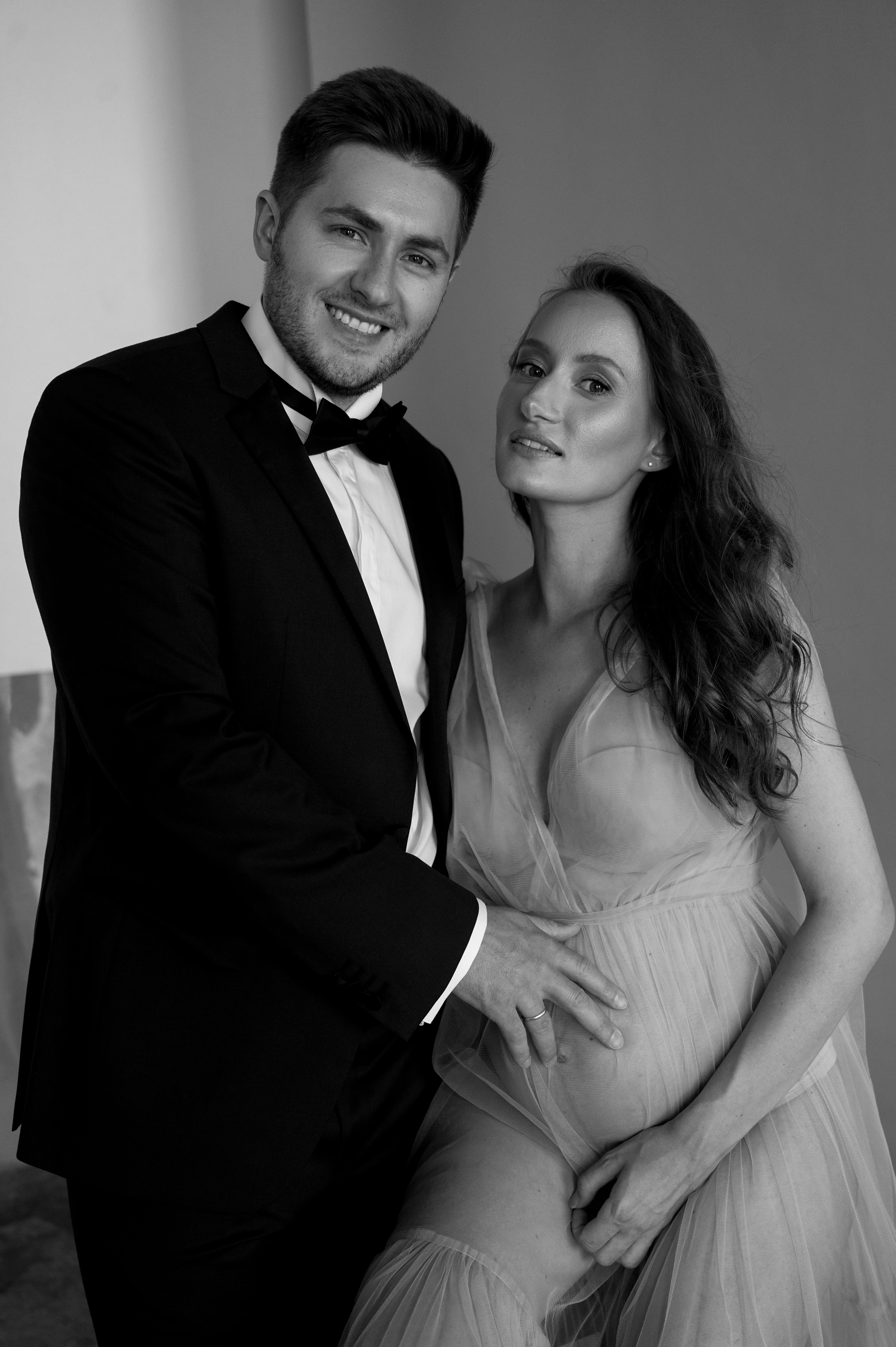 Юлия. Профессиональный фотограф беременности в СПБ. Стильные фотосессии беременности в стиле минимализм и классическая фотография