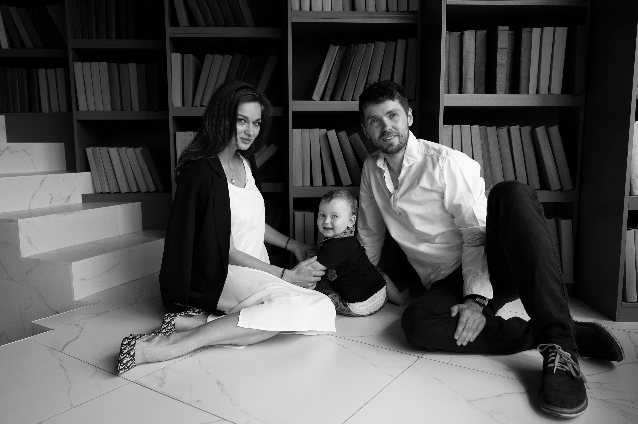 Ксения. Профессиональный фотограф беременности в СПБ. Стильные фотосессии беременности в стиле минимализм и классическая фотография