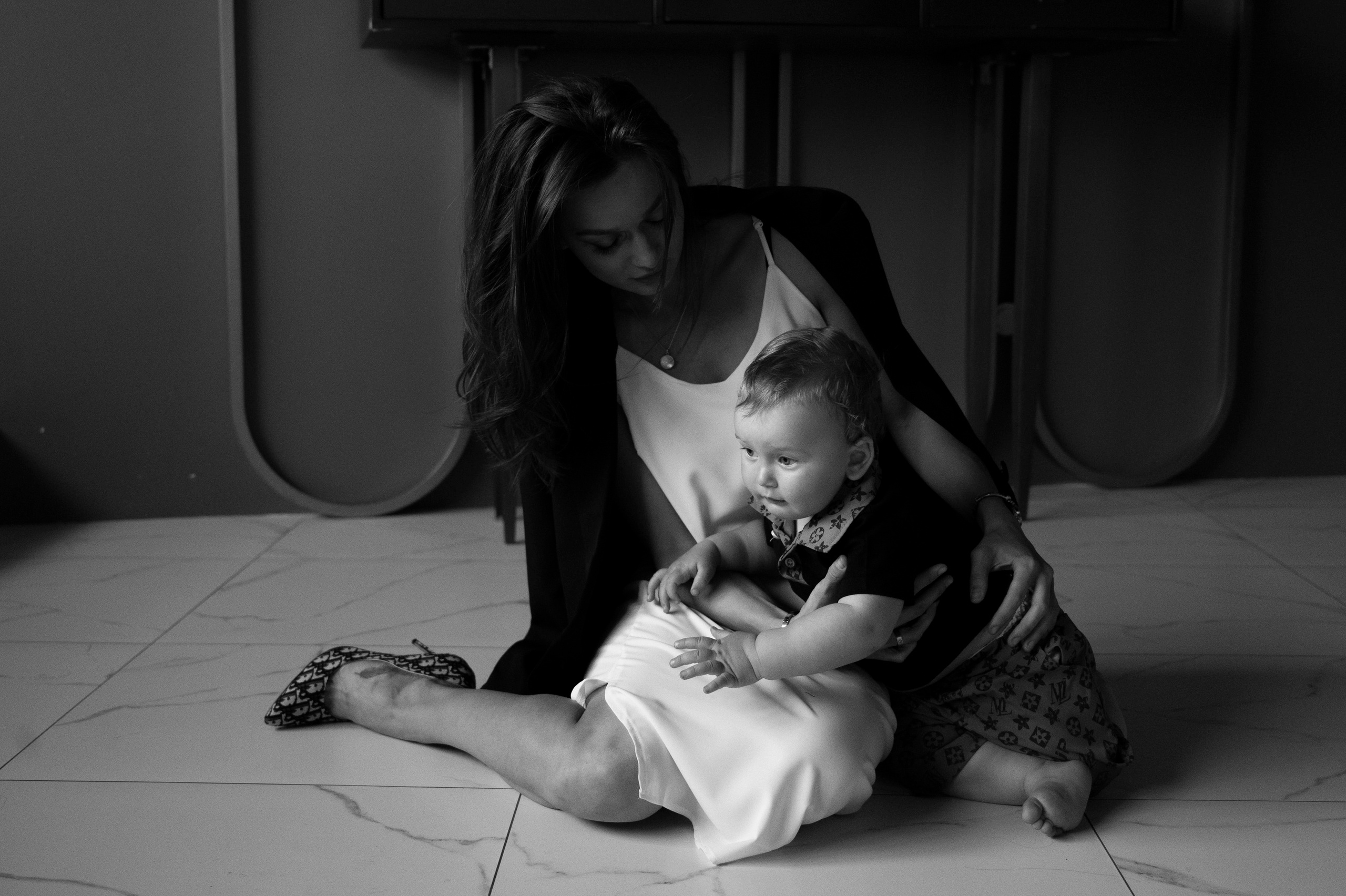 Ксения. Профессиональный фотограф беременности в СПБ. Стильные фотосессии беременности в стиле минимализм и классическая фотография