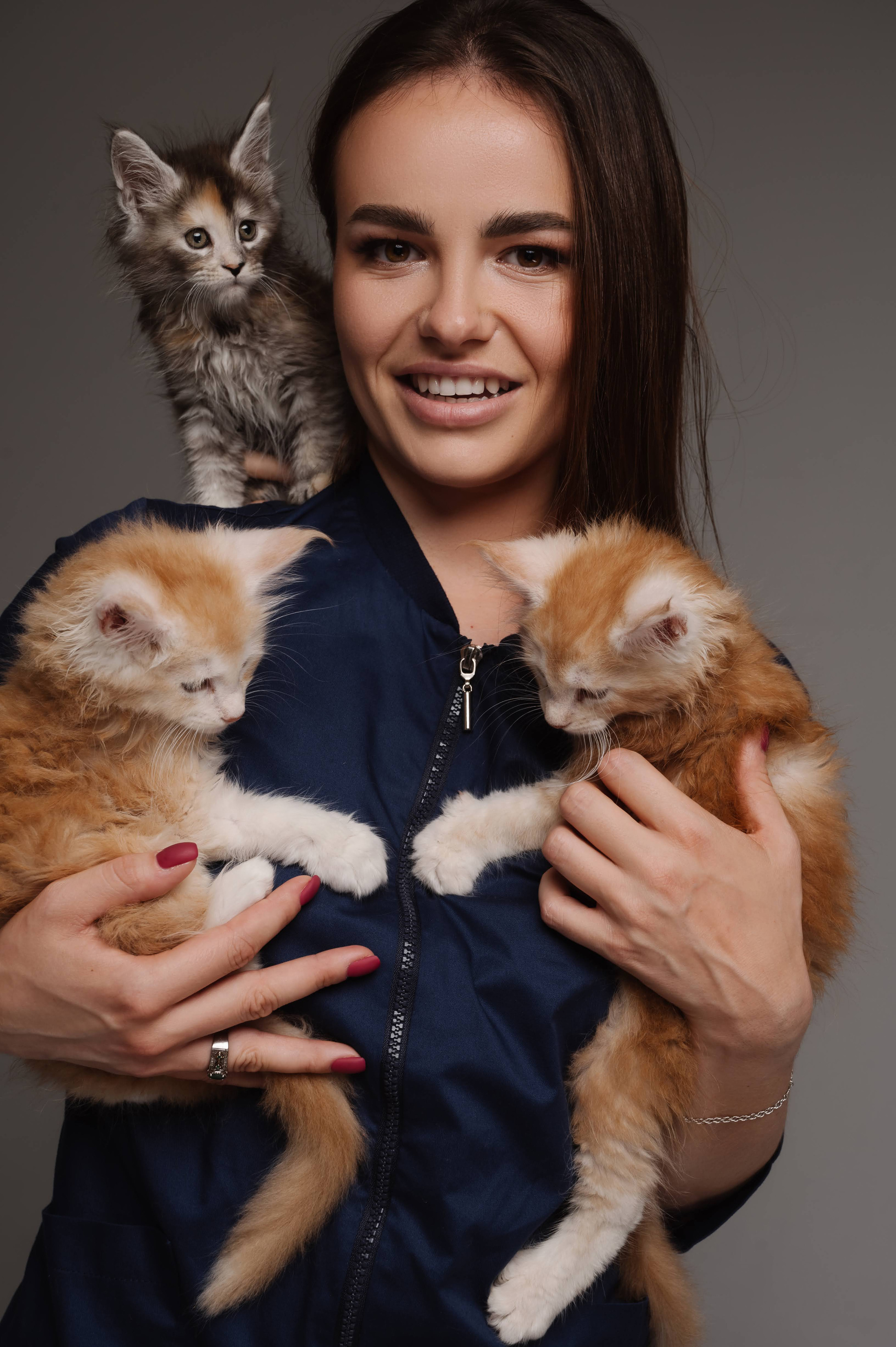 Валерия. Профессиональный фотограф беременности в СПБ. Стильные фотосессии беременности в стиле минимализм и классическая фотография