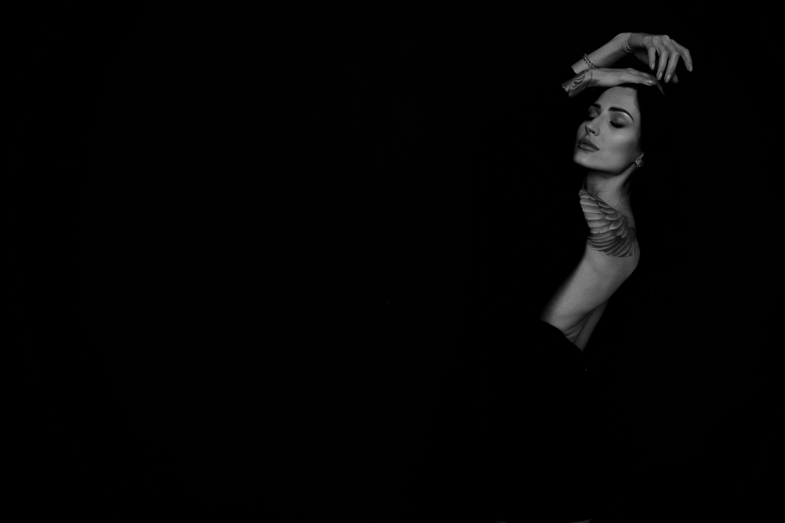 Марго. Профессиональный фотограф беременности в СПБ. Стильные фотосессии беременности в стиле минимализм и классическая фотография