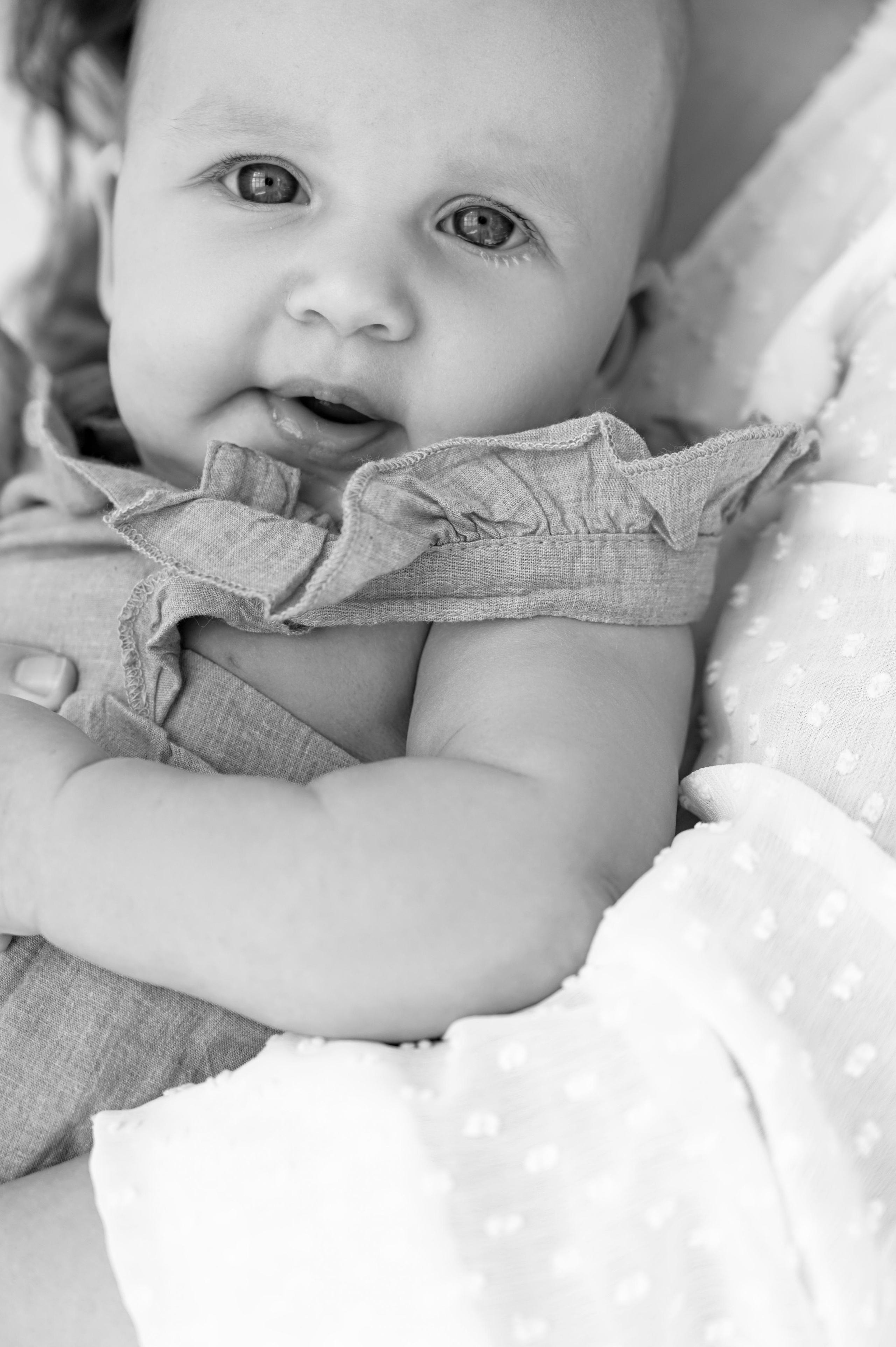 Ульяна. Профессиональный фотограф беременности в СПБ. Стильные фотосессии беременности в стиле минимализм и классическая фотография