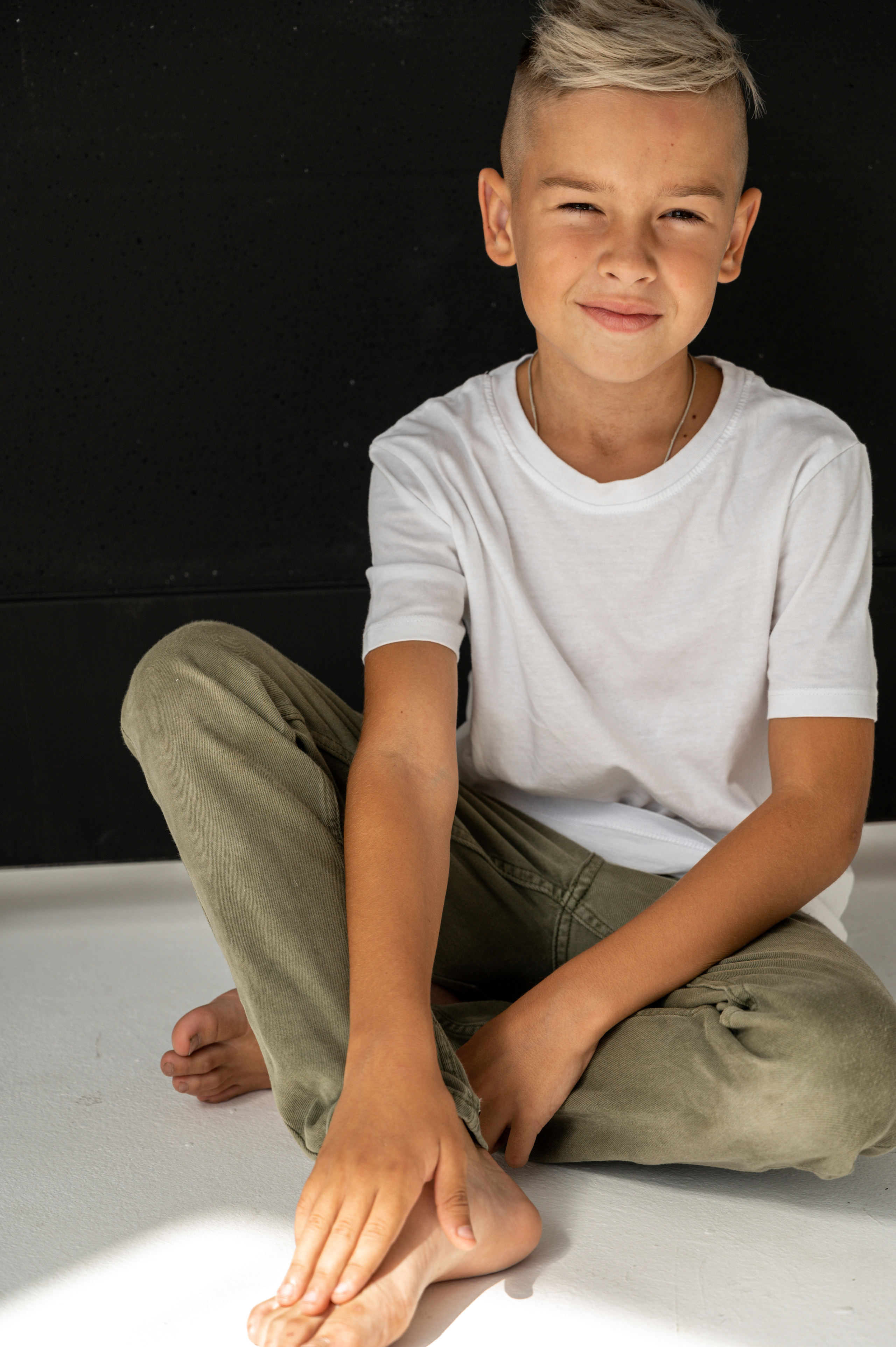 Екатерина. Профессиональный фотограф беременности в СПБ. Стильные фотосессии беременности в стиле минимализм и классическая фотография