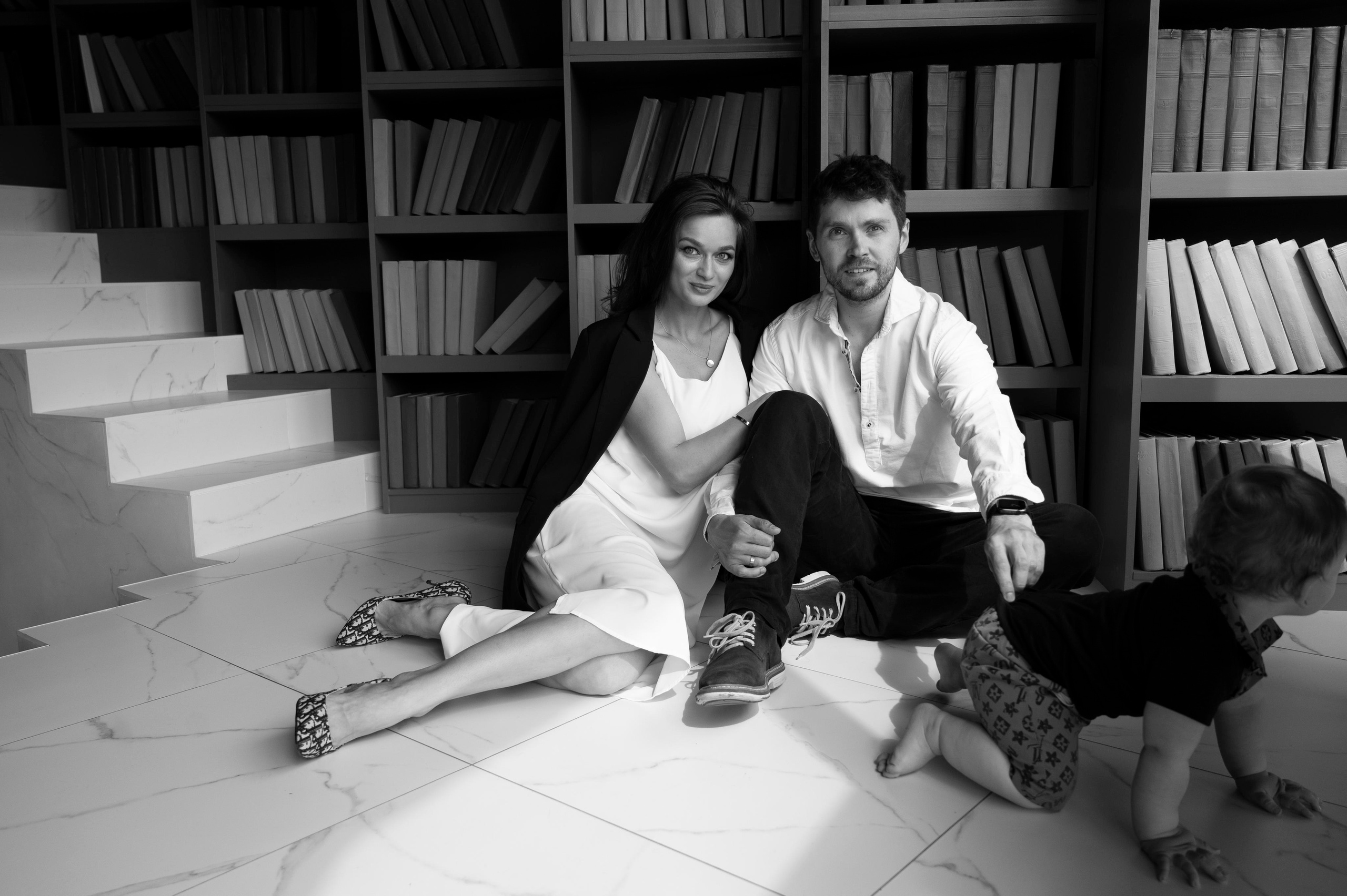 Ксения. Профессиональный фотограф беременности в СПБ. Стильные фотосессии беременности в стиле минимализм и классическая фотография