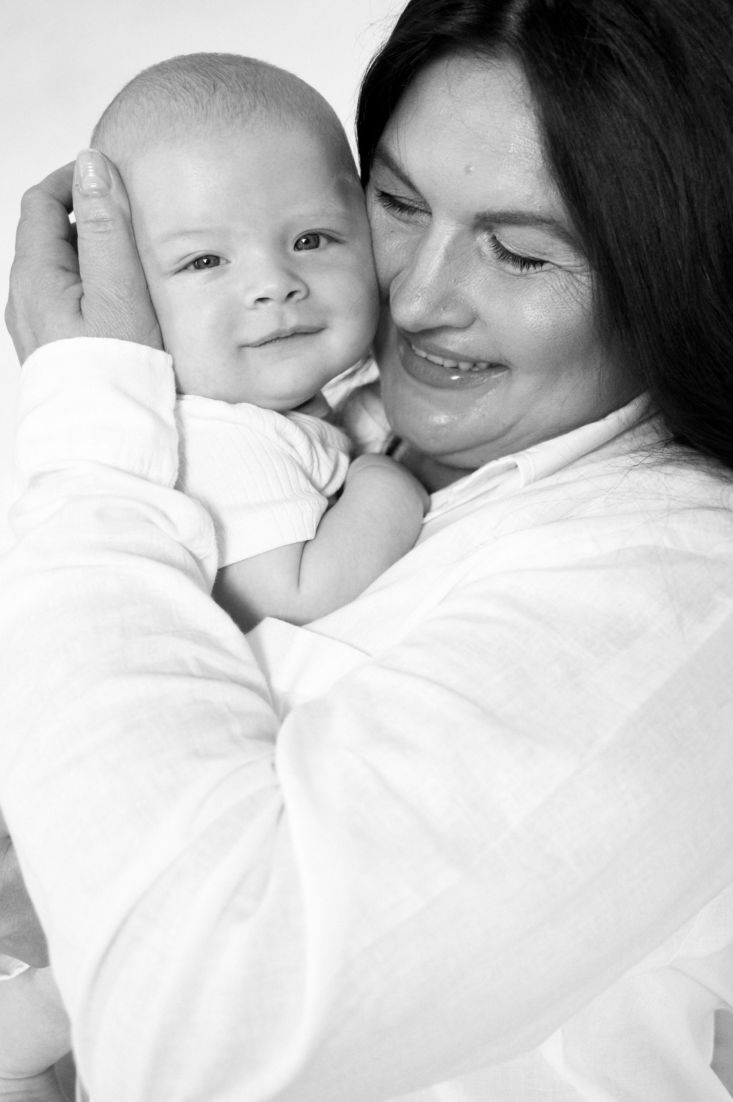 Фотосесьемка Евгении. Профессиональный фотограф беременности в СПБ. Стильные фотосессии беременности в стиле минимализм и классическая фотография