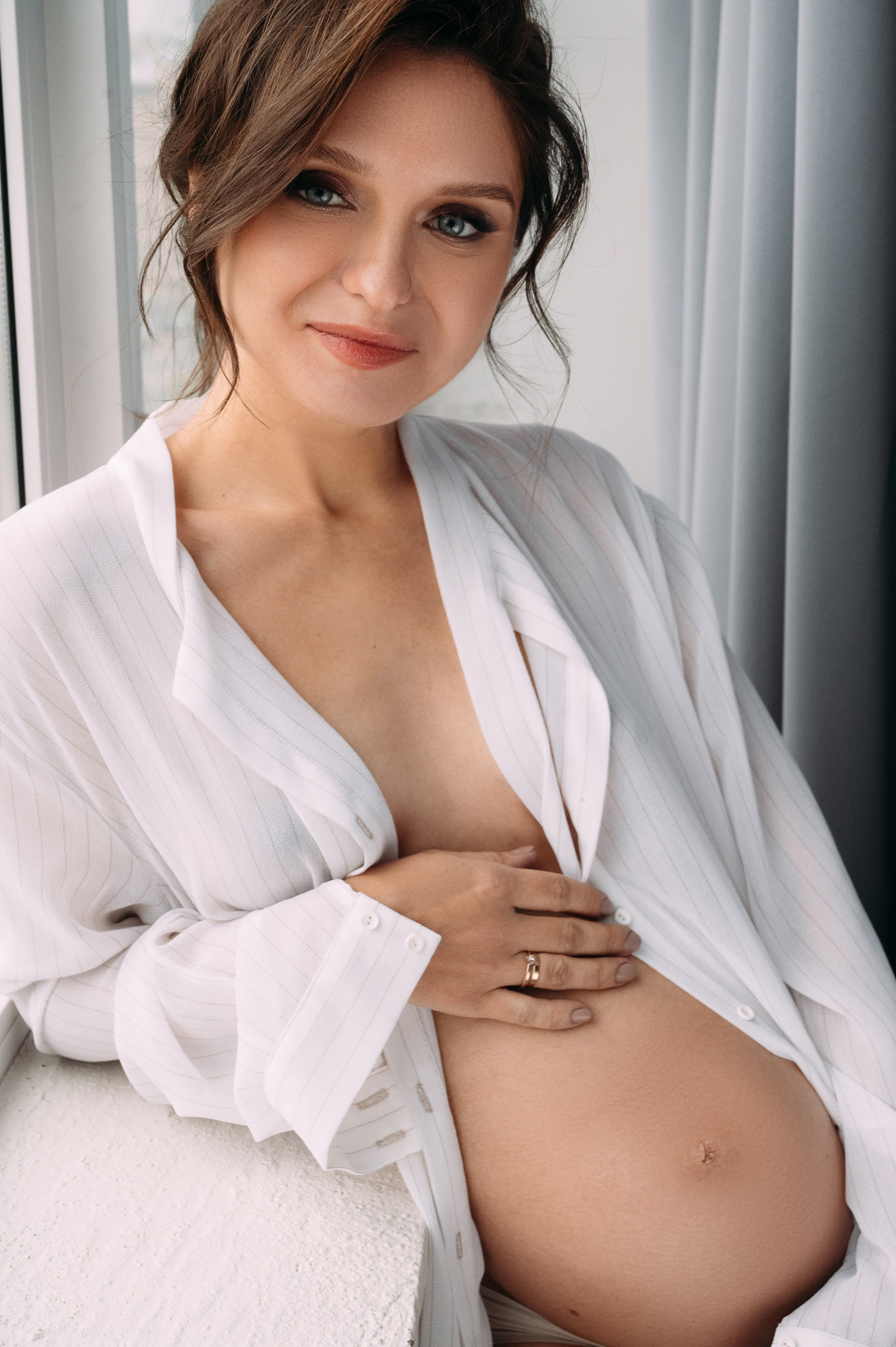 Екатерина. Профессиональный фотограф беременности в СПБ. Стильные фотосессии беременности в стиле минимализм и классическая фотография