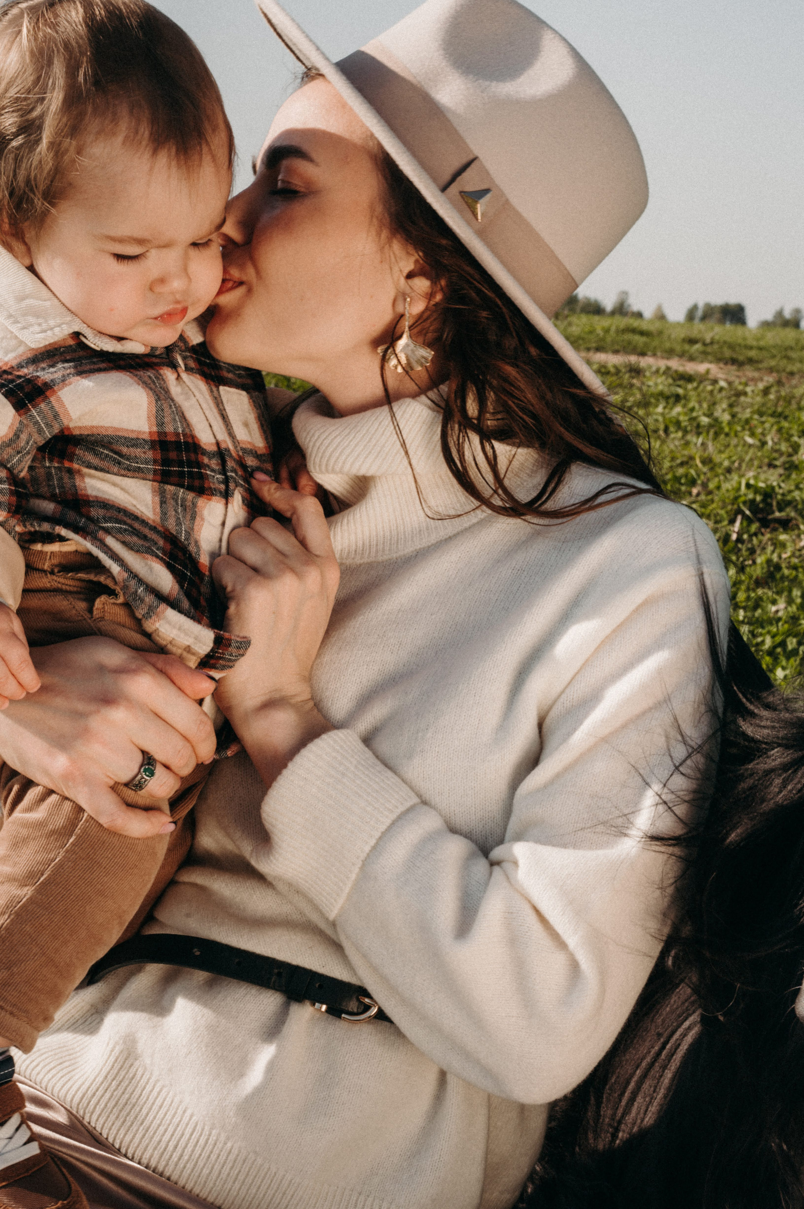 Валерия. Профессиональный фотограф беременности в СПБ. Стильные фотосессии беременности в стиле минимализм и классическая фотография