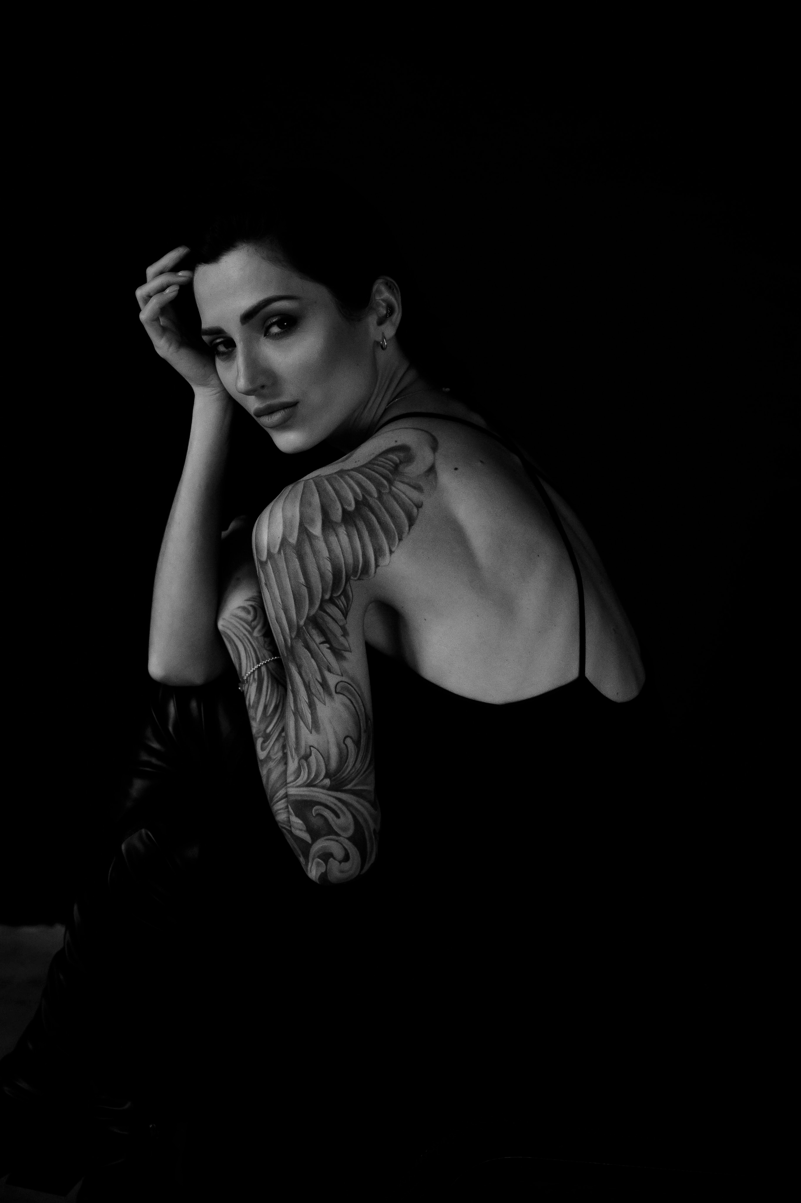 Марго. Профессиональный фотограф беременности в СПБ. Стильные фотосессии беременности в стиле минимализм и классическая фотография