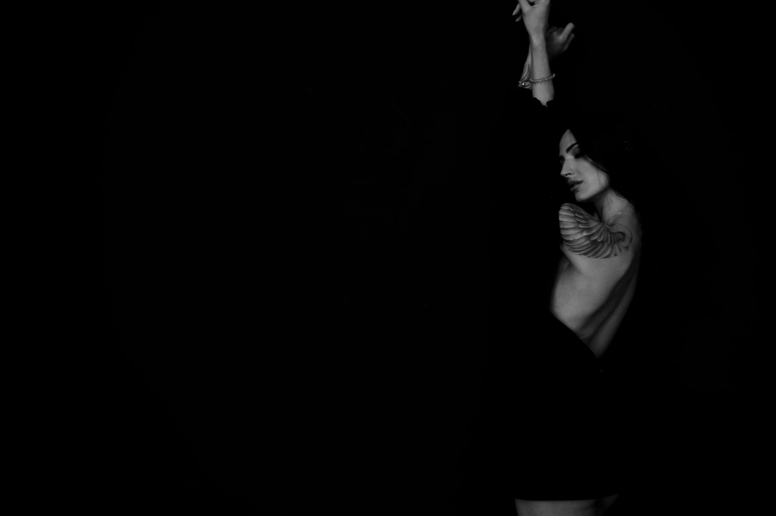 Марго. Профессиональный фотограф беременности в СПБ. Стильные фотосессии беременности в стиле минимализм и классическая фотография