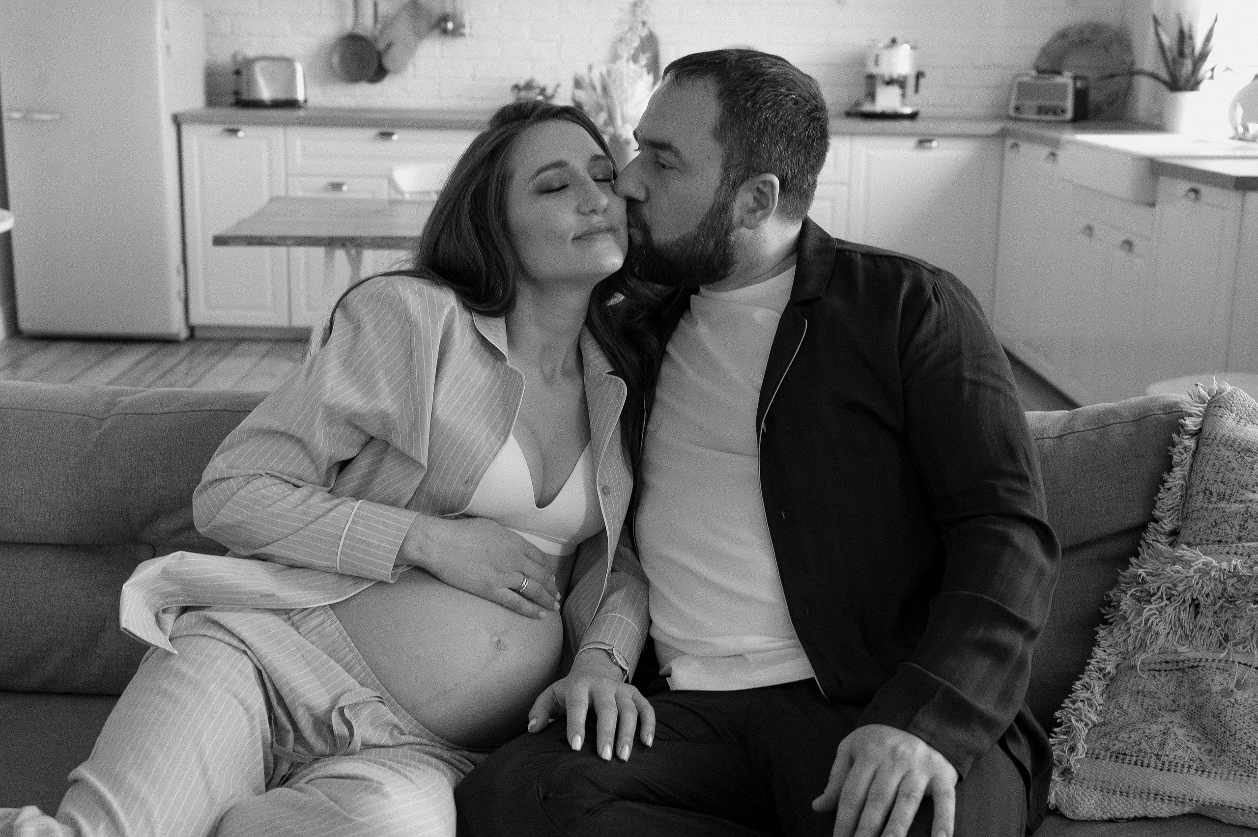 Марианна. Профессиональный фотограф беременности в СПБ. Стильные фотосессии беременности в стиле минимализм и классическая фотография